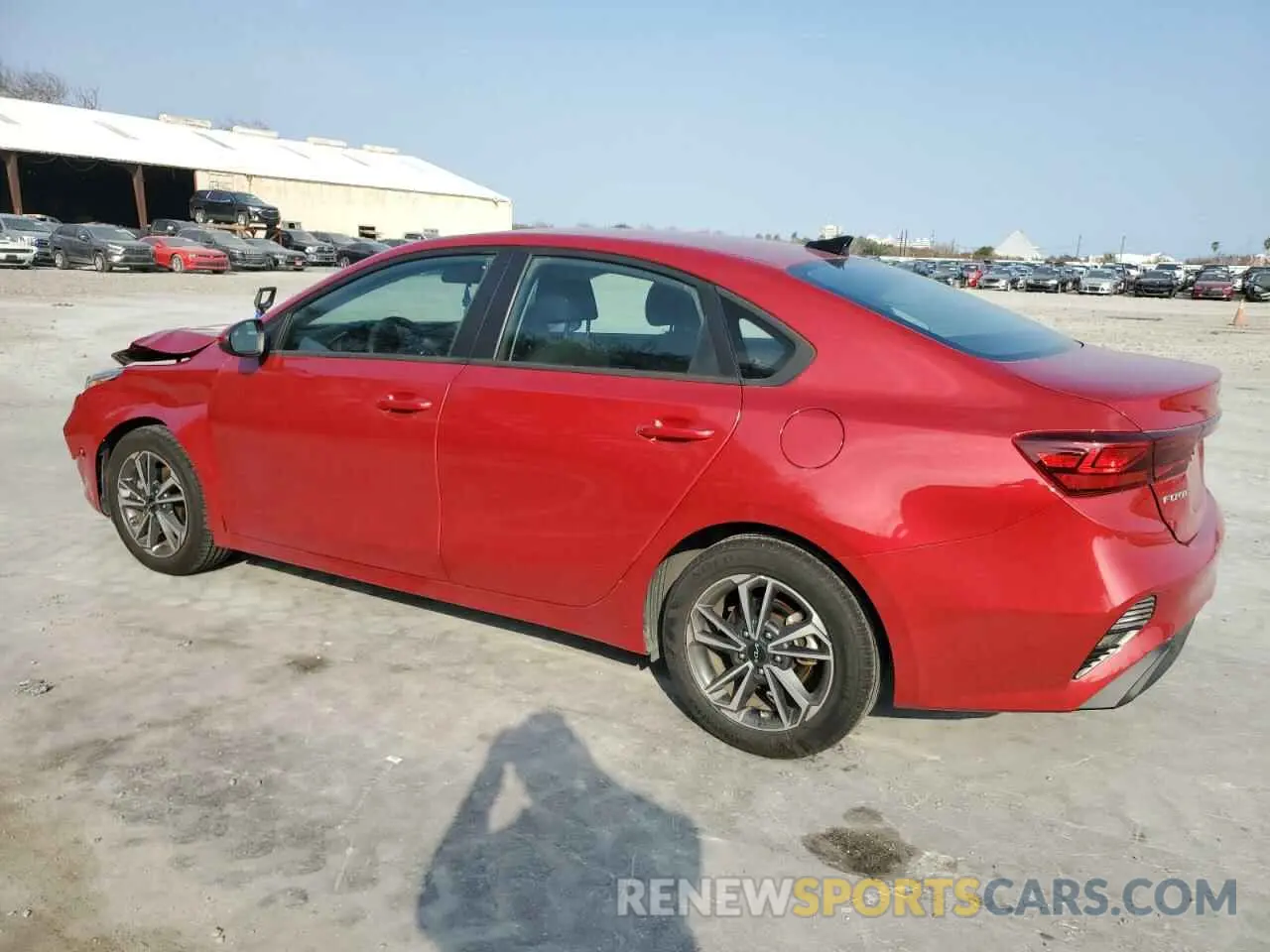 2 fotografías del automóvil dañado 3KPF24AD4NE478031 KIA FORTE 2022