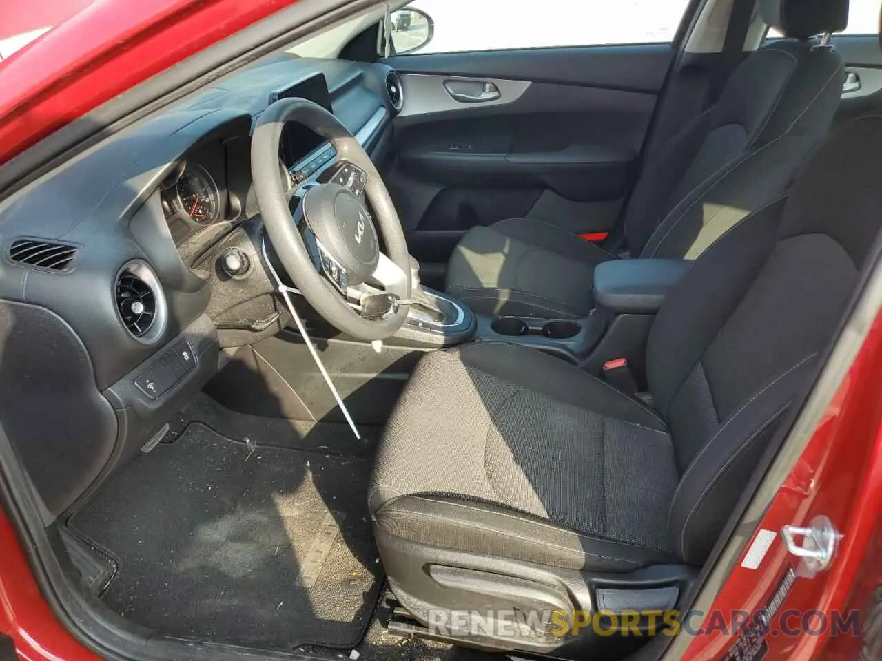 7 fotografías del automóvil dañado 3KPF24AD4NE478031 KIA FORTE 2022