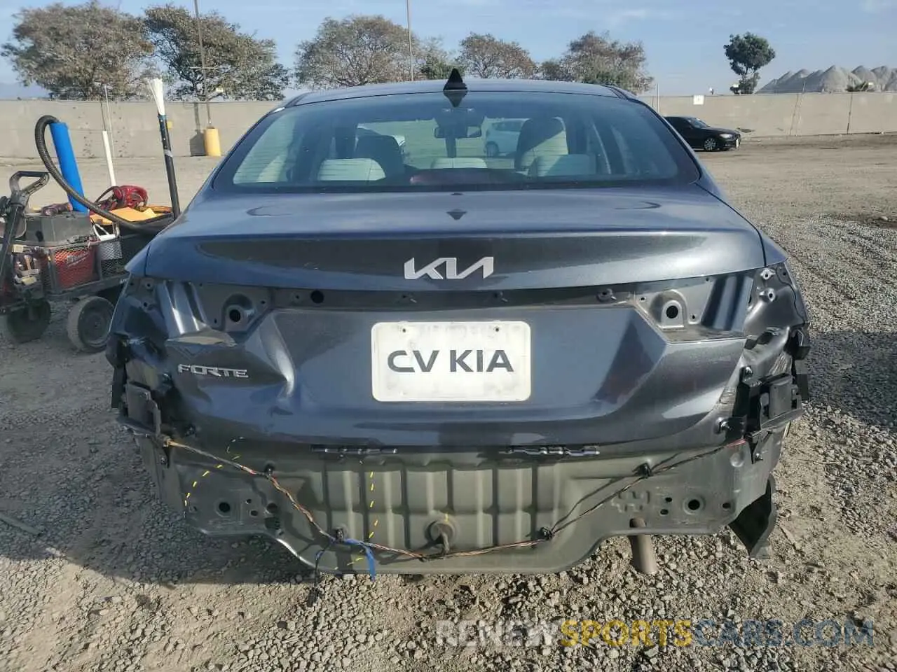 6 fotografías del automóvil dañado 3KPF24AD5NE417304 KIA FORTE 2022