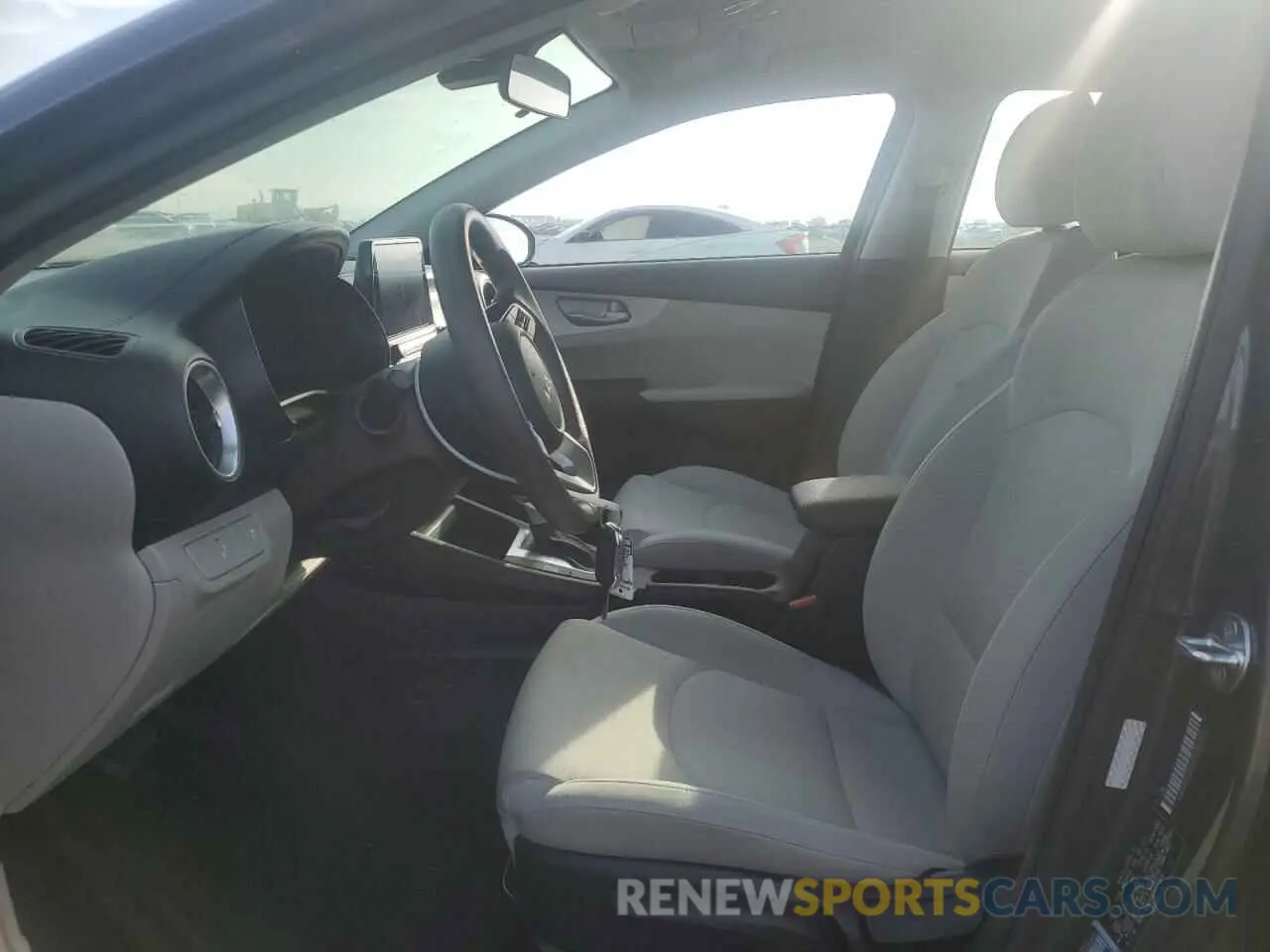 7 fotografías del automóvil dañado 3KPF24AD5NE417304 KIA FORTE 2022