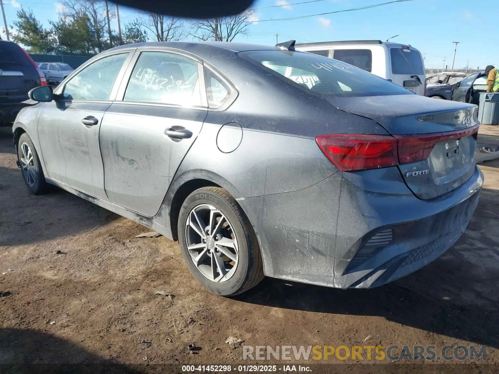3 fotografías del automóvil dañado 3KPF24AD5NE430456 KIA FORTE 2022