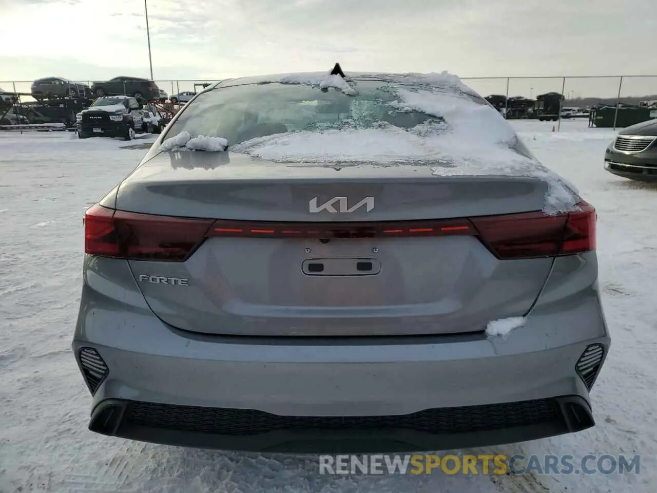6 fotografías del automóvil dañado 3KPF24AD5NE436323 KIA FORTE 2022
