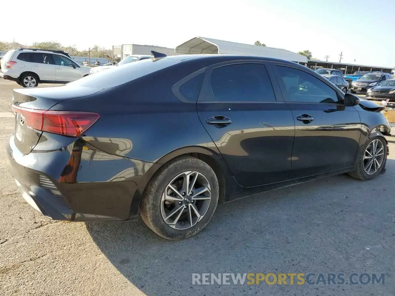 3 fotografías del automóvil dañado 3KPF24AD5NE460444 KIA FORTE 2022