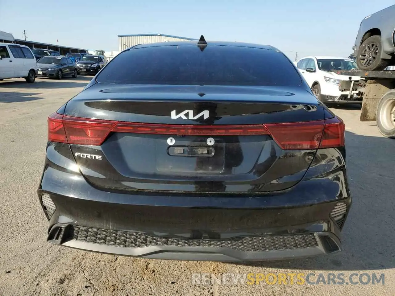 6 fotografías del automóvil dañado 3KPF24AD5NE460444 KIA FORTE 2022