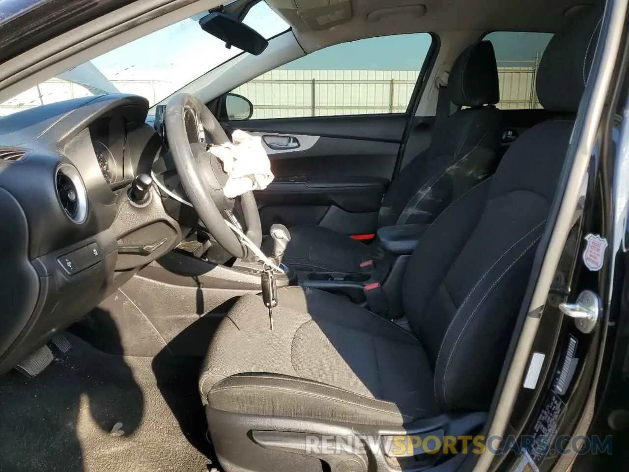7 fotografías del automóvil dañado 3KPF24AD5NE460444 KIA FORTE 2022