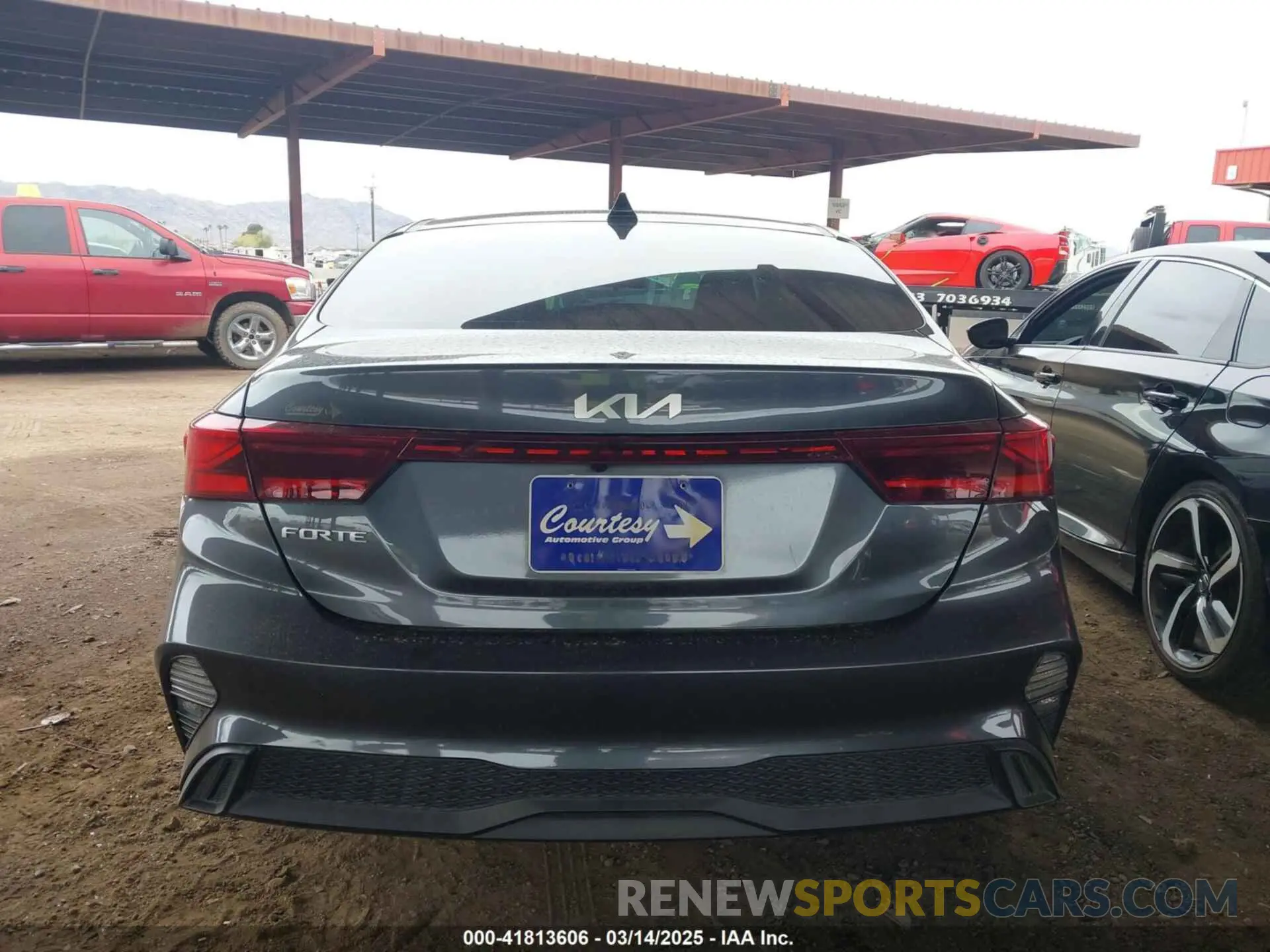 16 fotografías del automóvil dañado 3KPF24AD5NE475834 KIA FORTE 2022