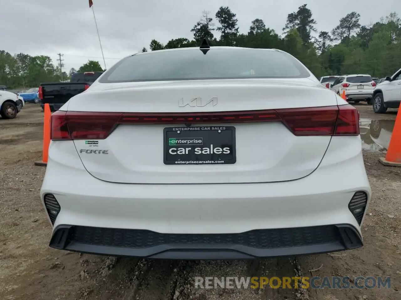 6 fotografías del automóvil dañado 3KPF24AD5NE487014 KIA FORTE 2022