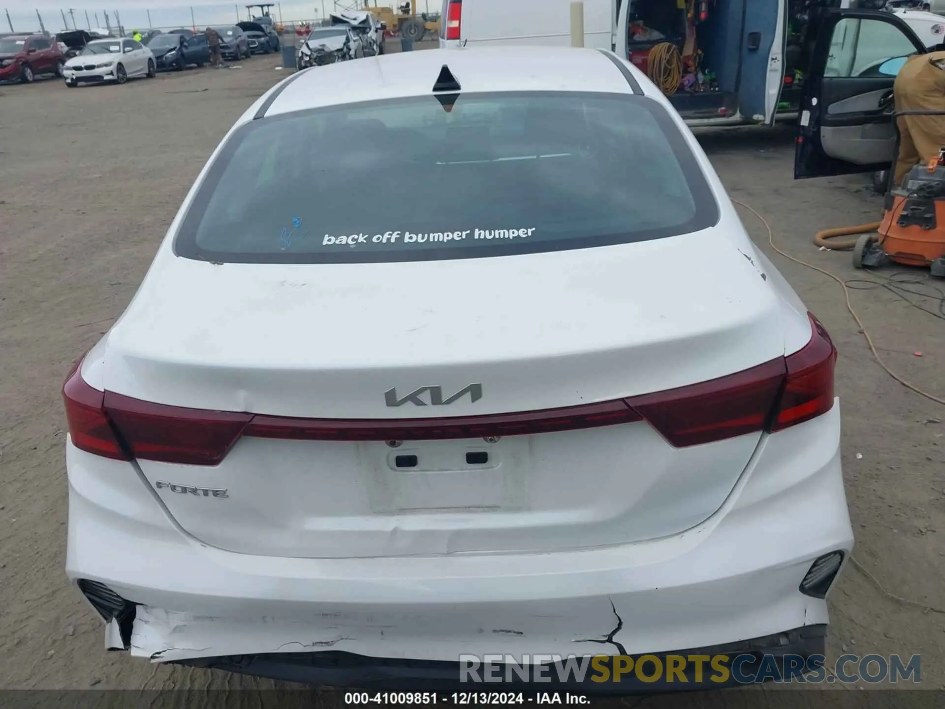 19 fotografías del automóvil dañado 3KPF24AD6NE425606 KIA FORTE 2022