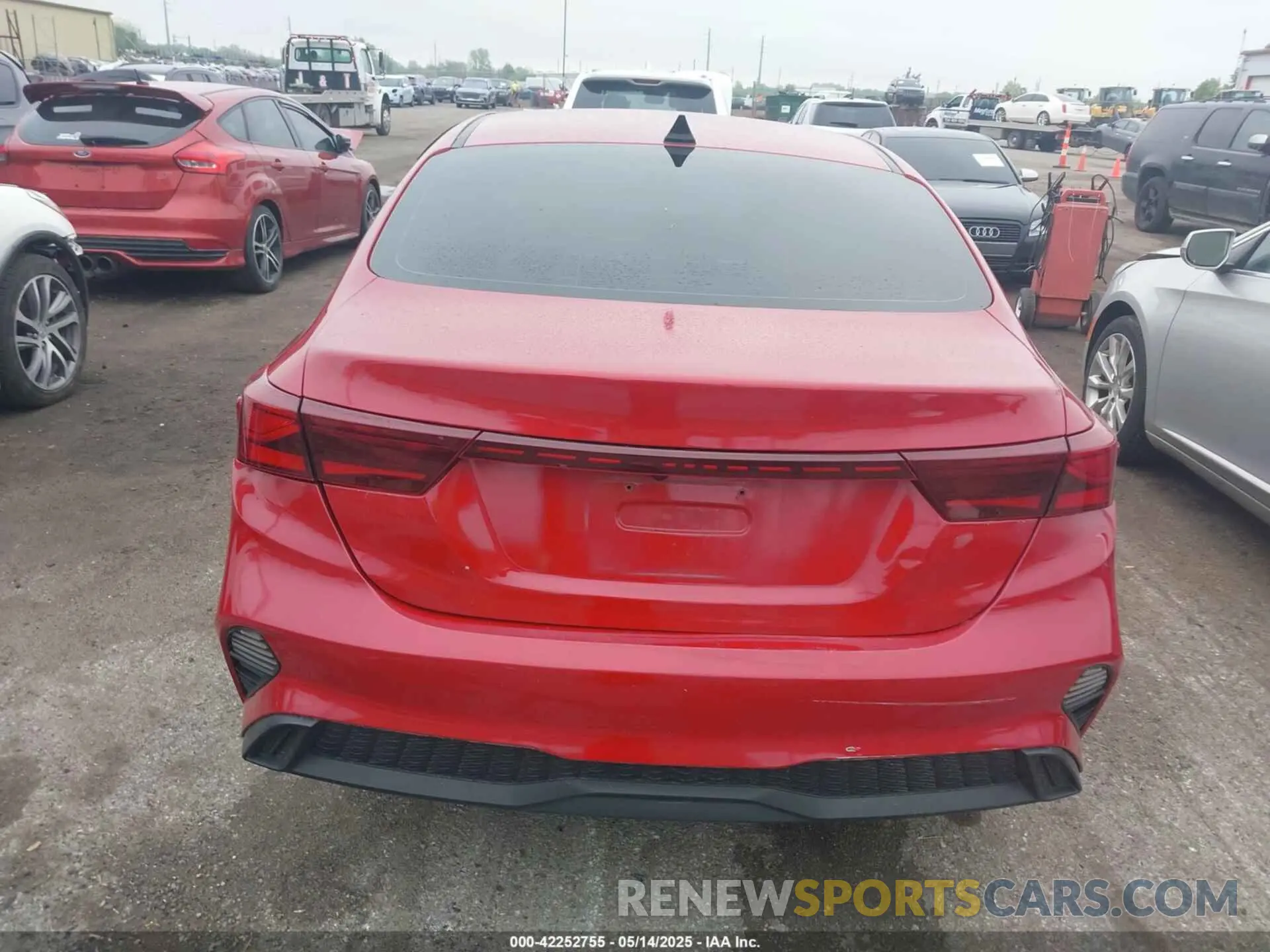 16 fotografías del automóvil dañado 3KPF24AD6NE428294 KIA FORTE 2022