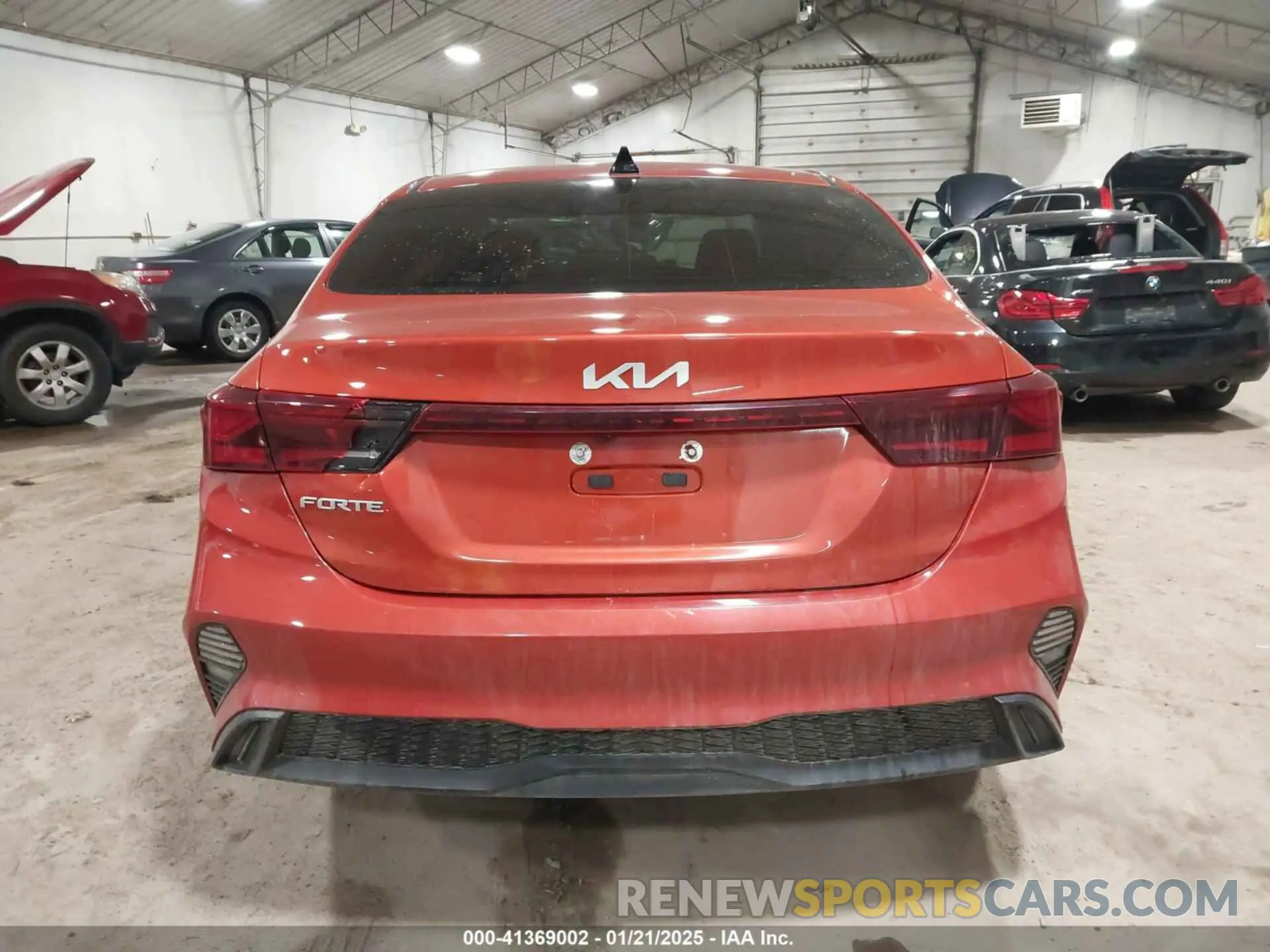16 fotografías del automóvil dañado 3KPF24AD6NE434452 KIA FORTE 2022