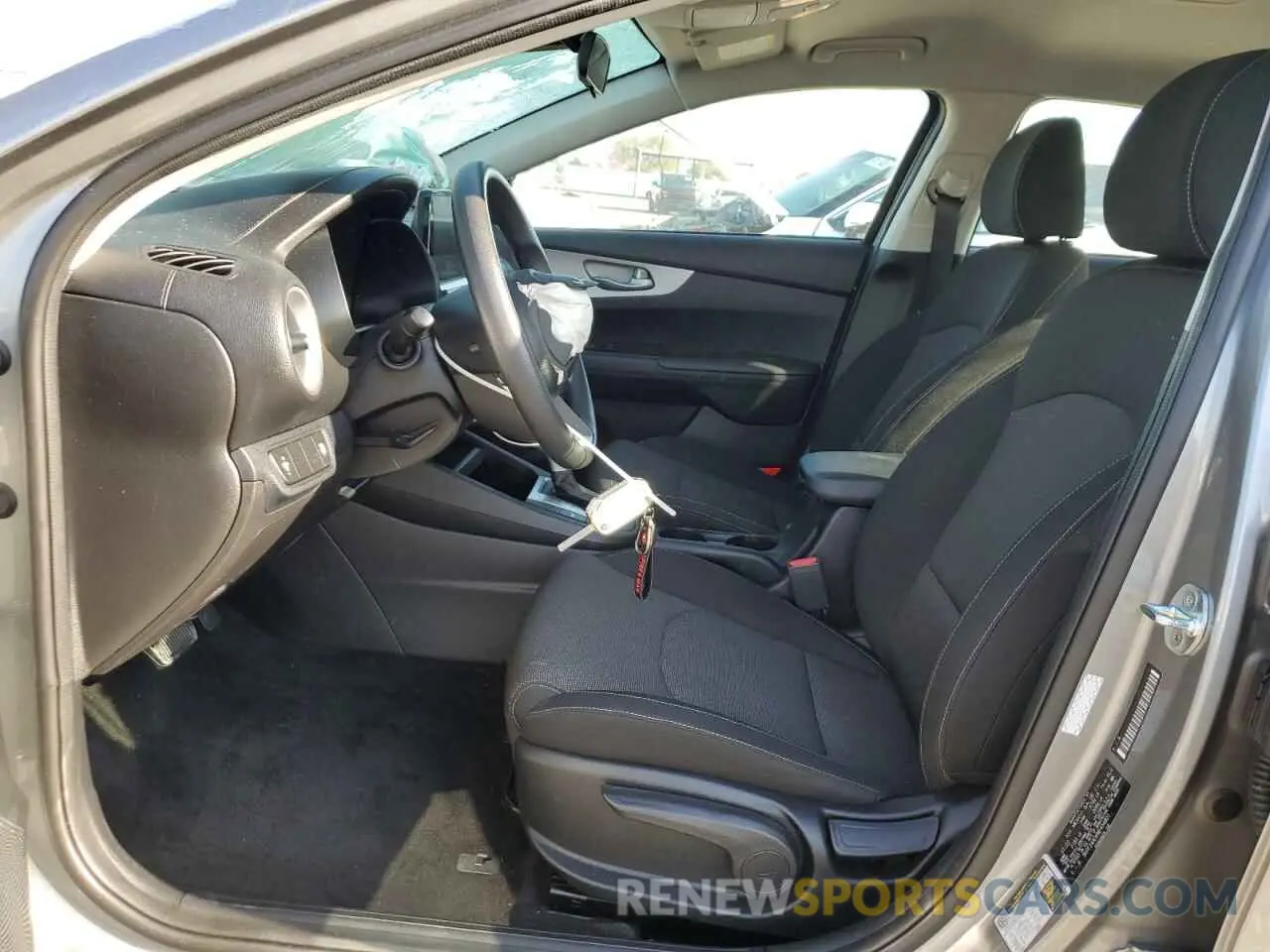 7 fotografías del automóvil dañado 3KPF24AD6NE454801 KIA FORTE 2022