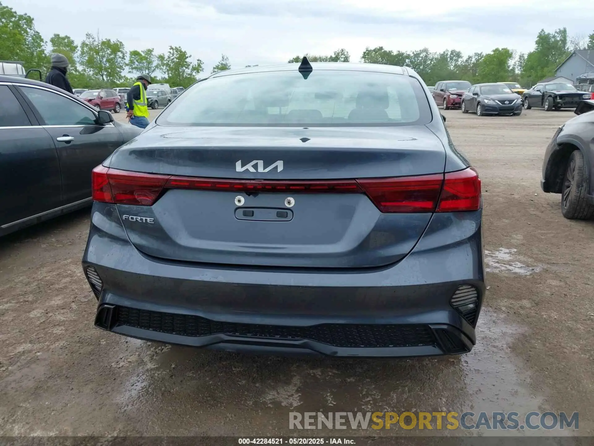 15 fotografías del automóvil dañado 3KPF24AD6NE465782 KIA FORTE 2022