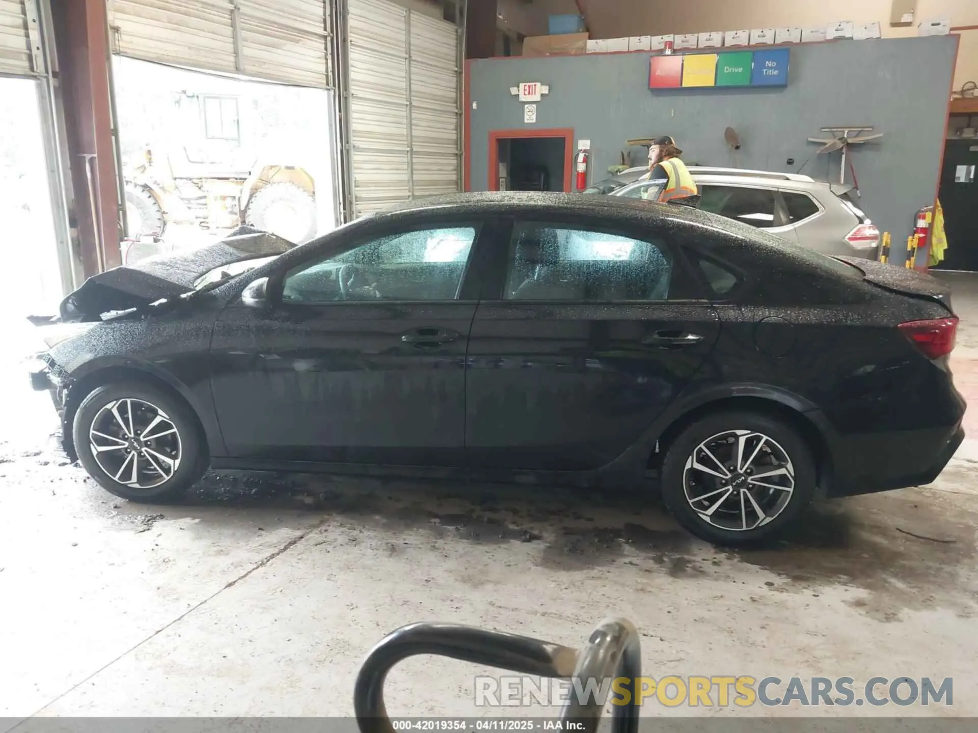 15 fotografías del automóvil dañado 3KPF24AD6NE467743 KIA FORTE 2022