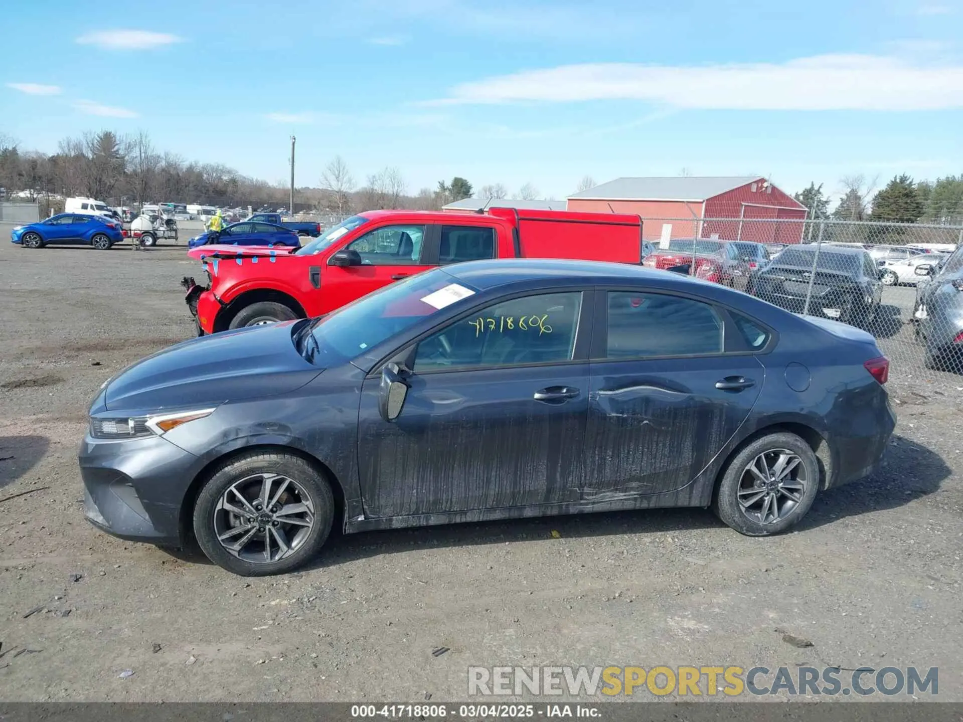 13 fotografías del automóvil dañado 3KPF24AD6NE483506 KIA FORTE 2022