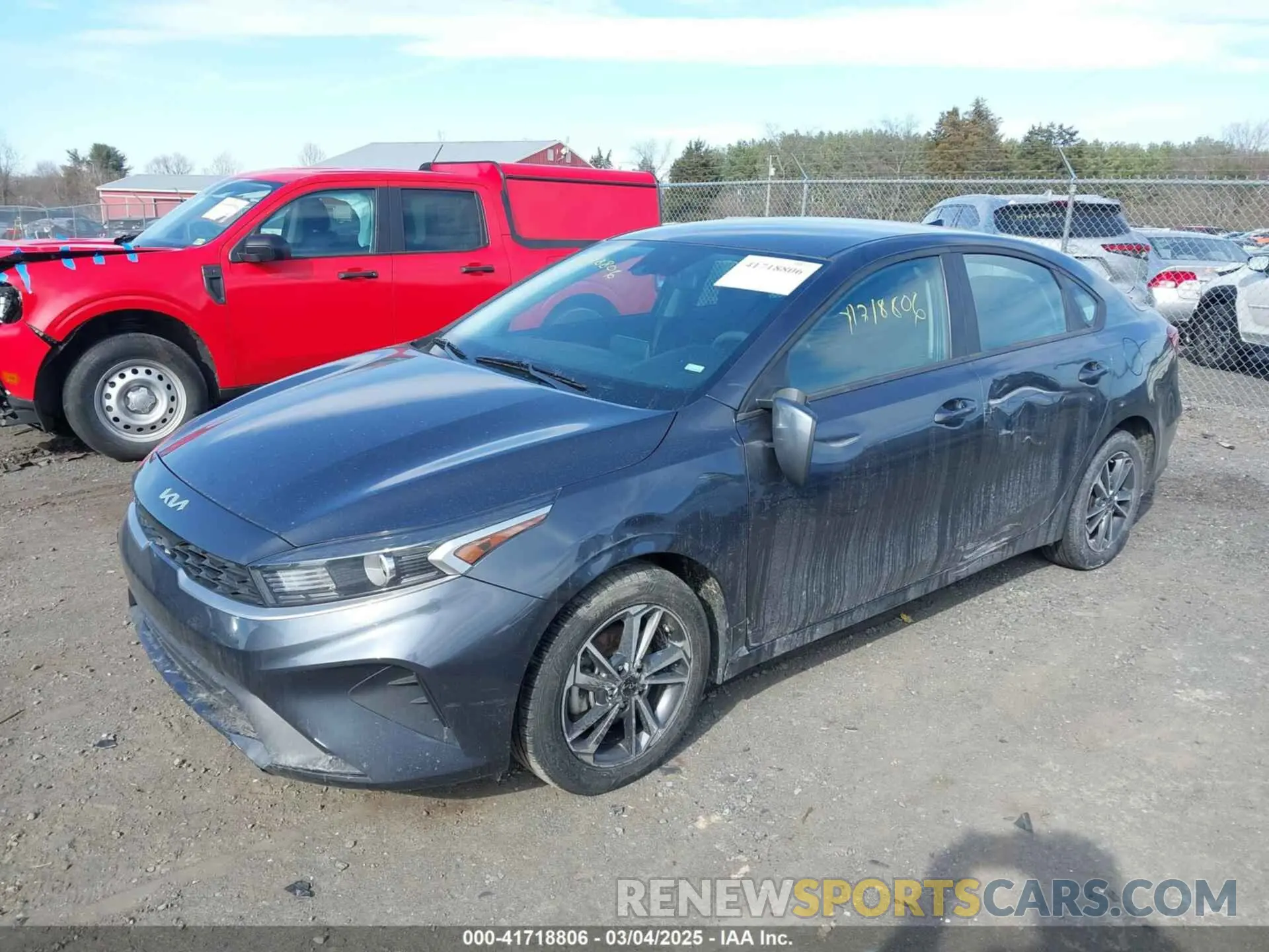 2 fotografías del automóvil dañado 3KPF24AD6NE483506 KIA FORTE 2022