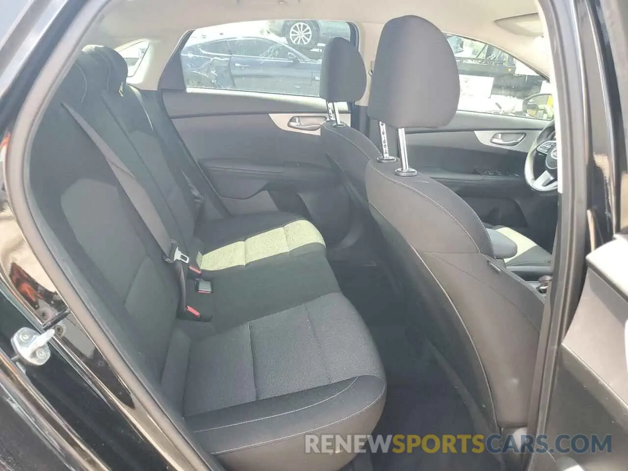 10 fotografías del automóvil dañado 3KPF24AD6NE492092 KIA FORTE 2022