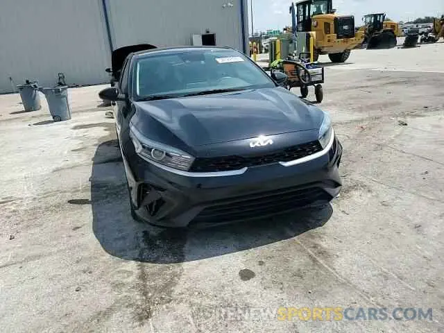 14 fotografías del automóvil dañado 3KPF24AD6NE492092 KIA FORTE 2022