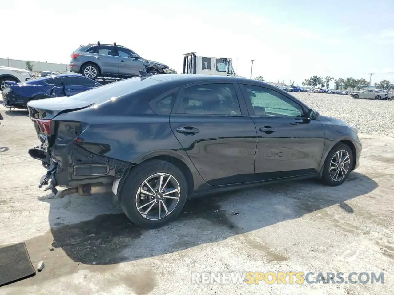 3 fotografías del automóvil dañado 3KPF24AD6NE492092 KIA FORTE 2022