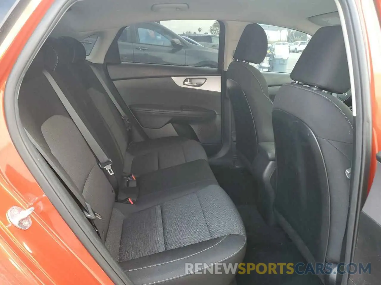 10 fotografías del automóvil dañado 3KPF24AD6NE494179 KIA FORTE 2022