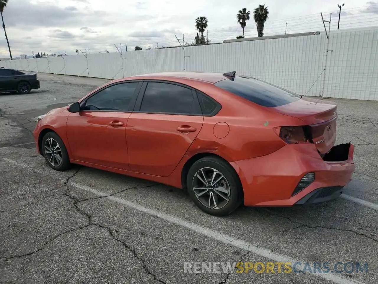 2 fotografías del automóvil dañado 3KPF24AD6NE494179 KIA FORTE 2022