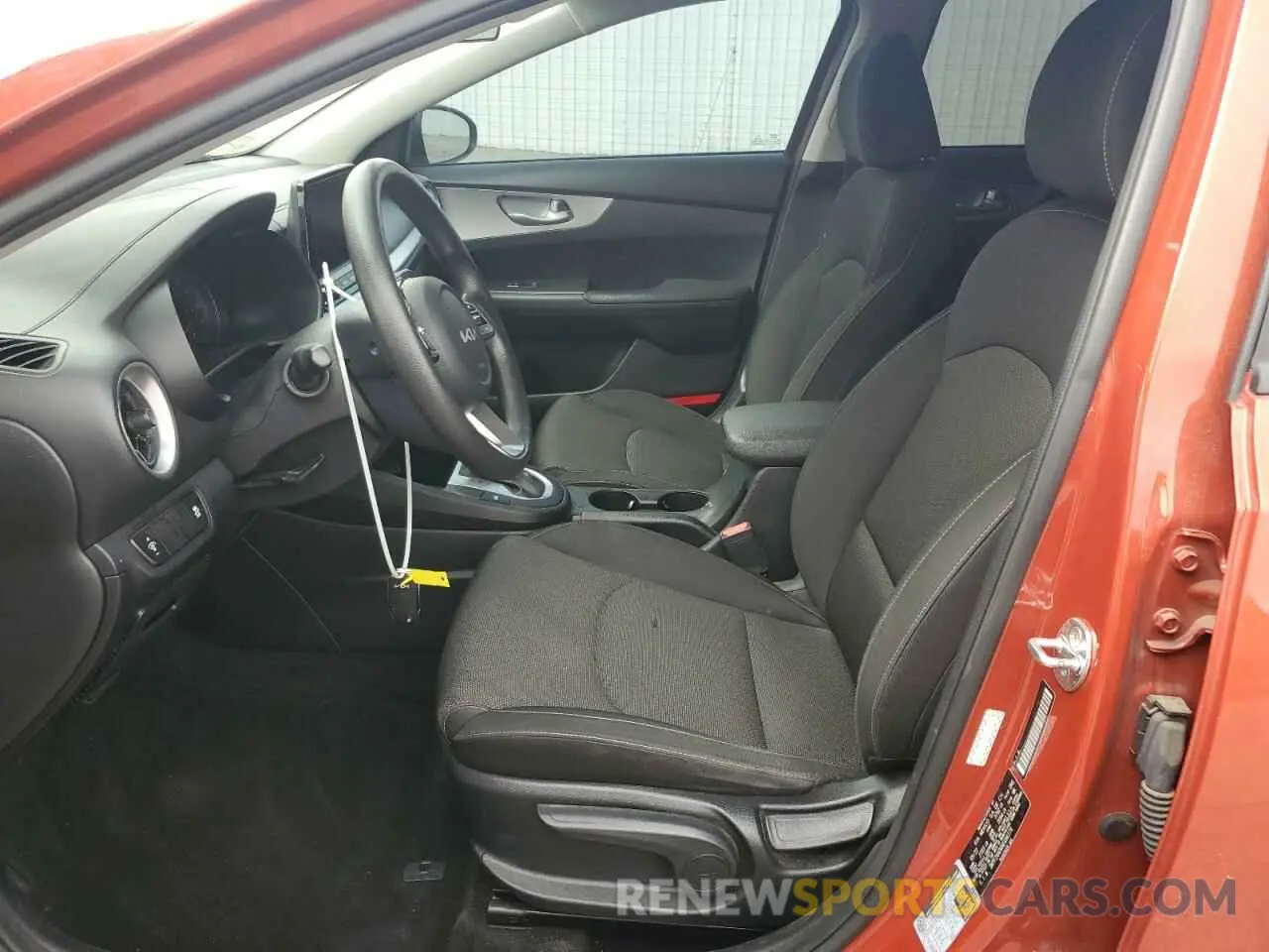 7 fotografías del automóvil dañado 3KPF24AD6NE494179 KIA FORTE 2022