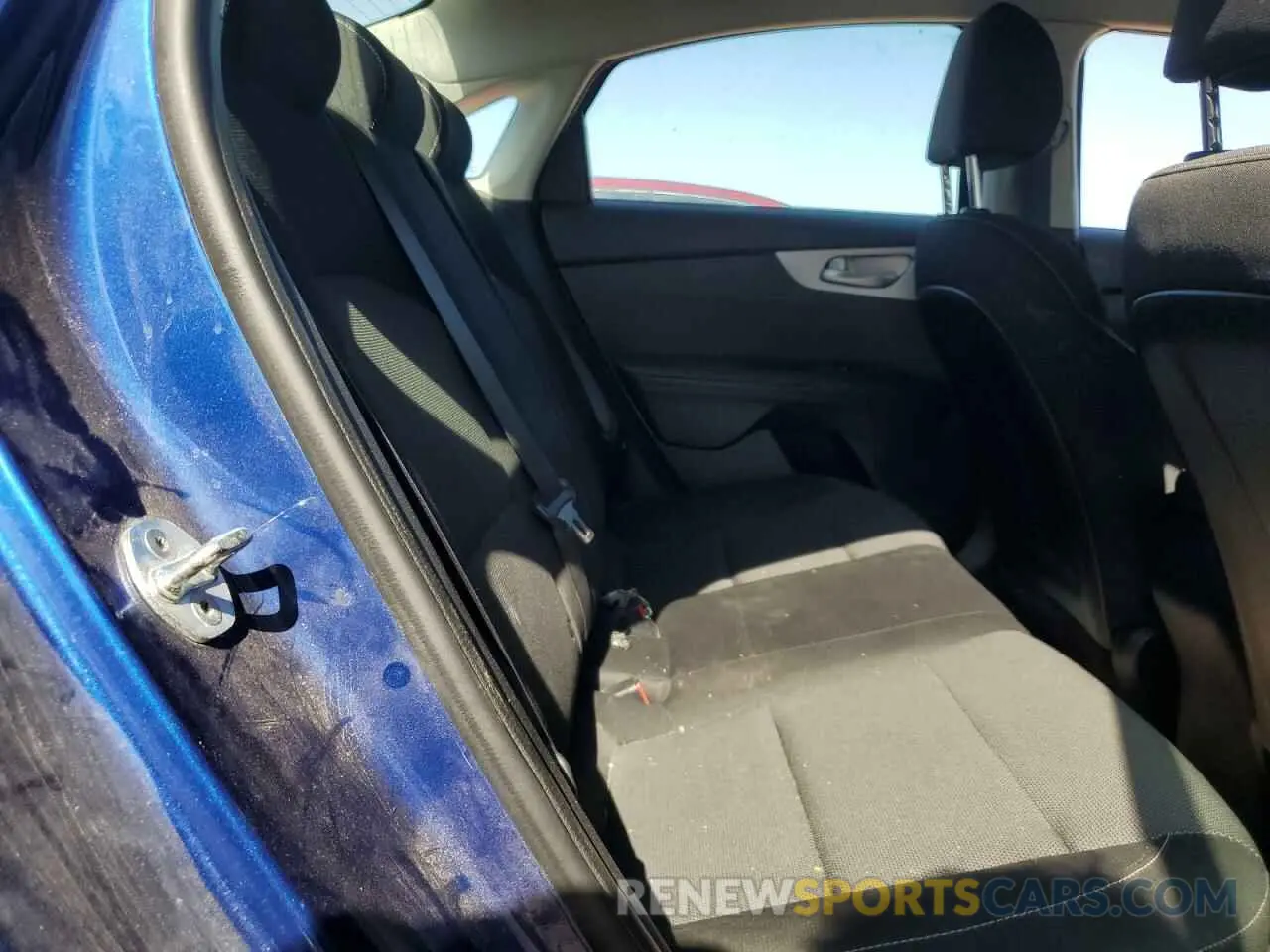 10 fotografías del automóvil dañado 3KPF24AD6NE496949 KIA FORTE 2022