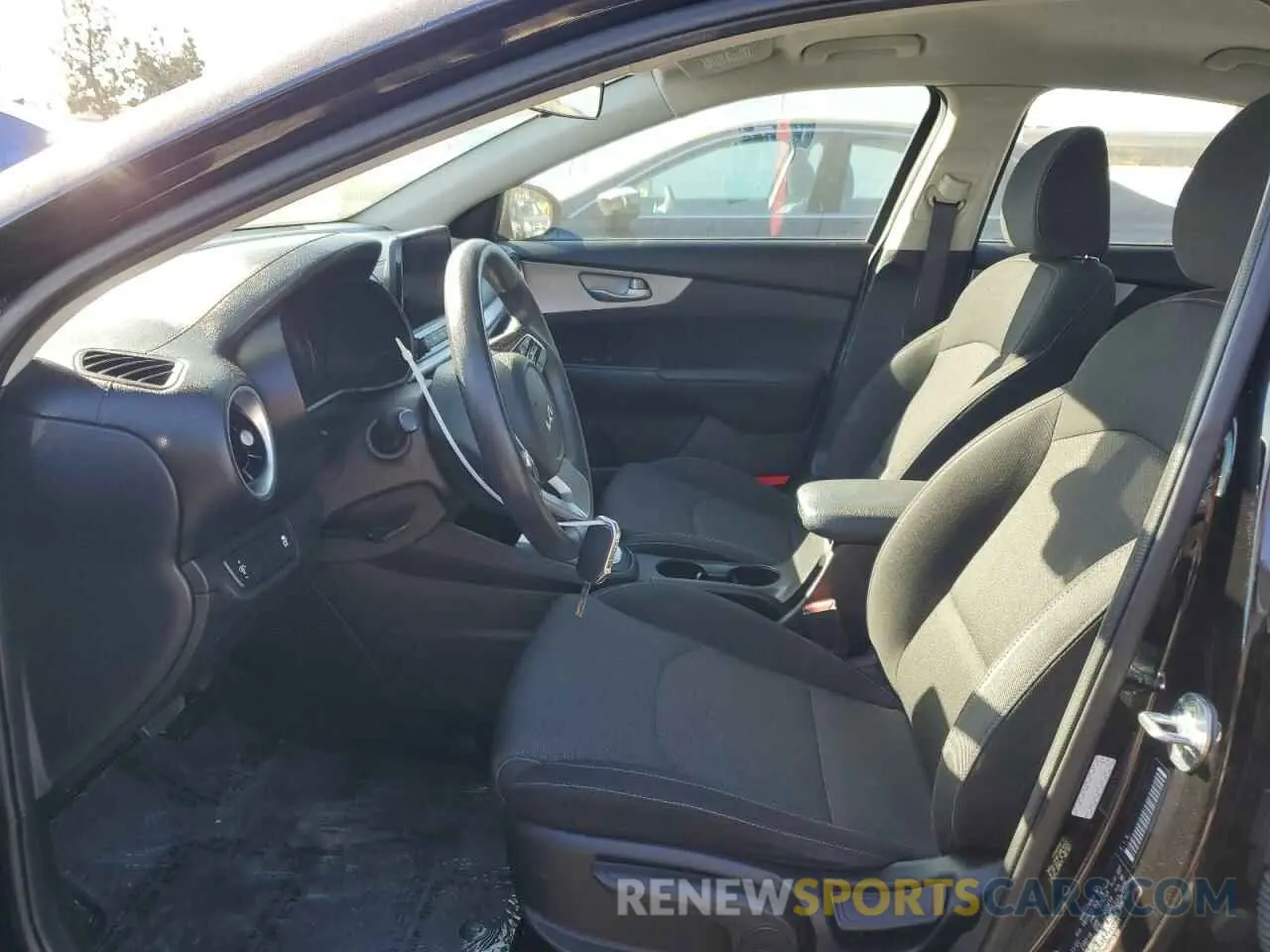 7 fotografías del automóvil dañado 3KPF24AD7NE435464 KIA FORTE 2022