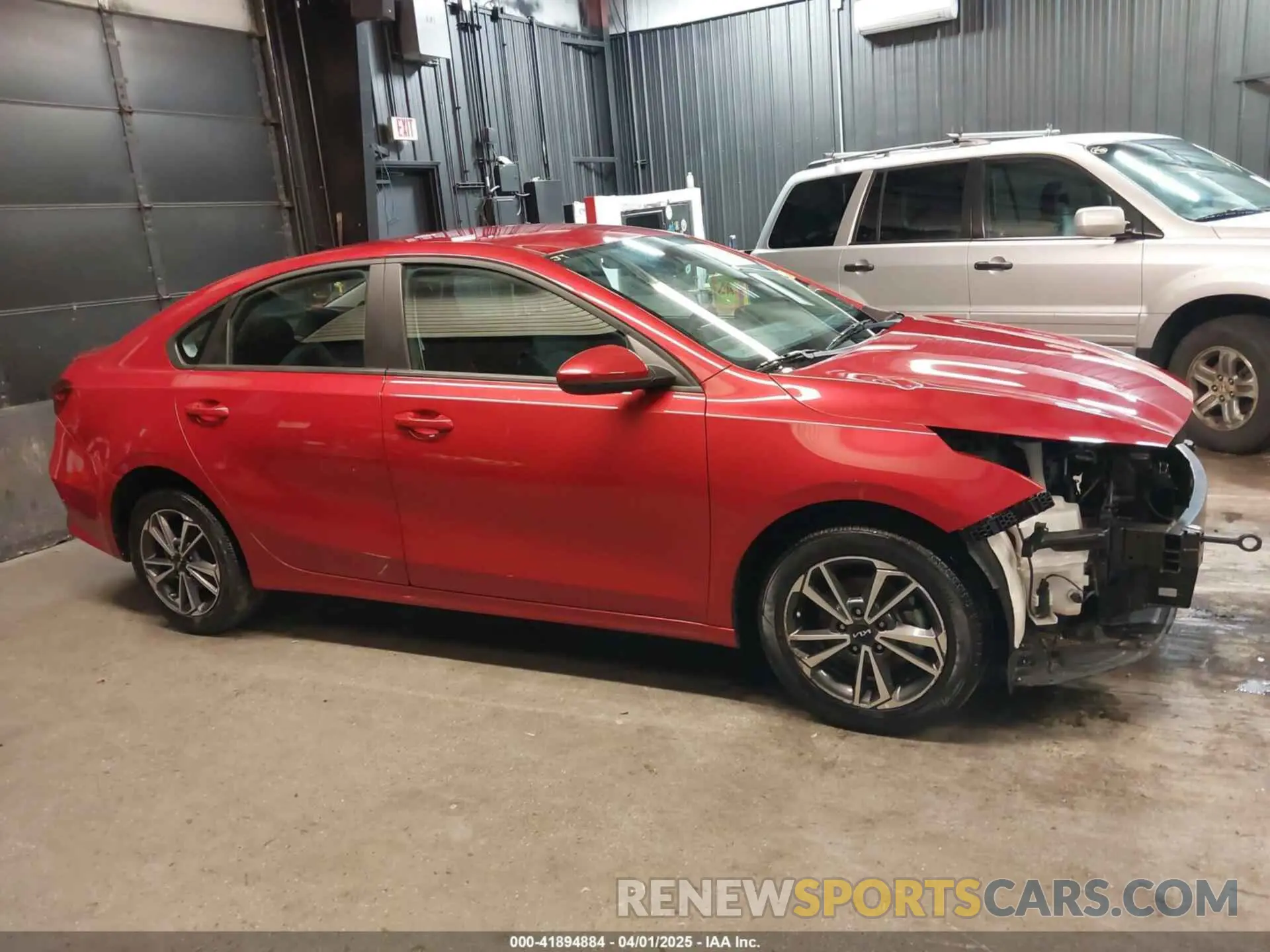 13 fotografías del automóvil dañado 3KPF24AD7NE497091 KIA FORTE 2022