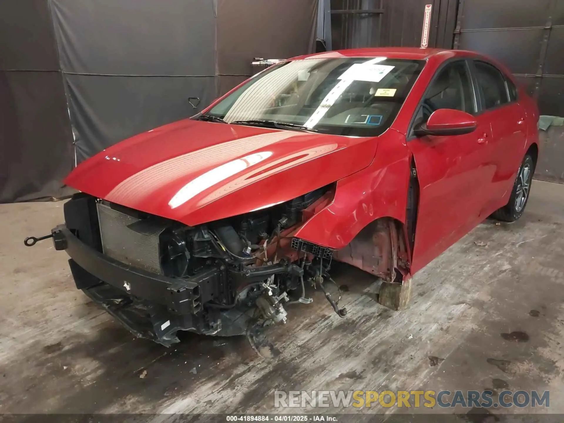 2 fotografías del automóvil dañado 3KPF24AD7NE497091 KIA FORTE 2022