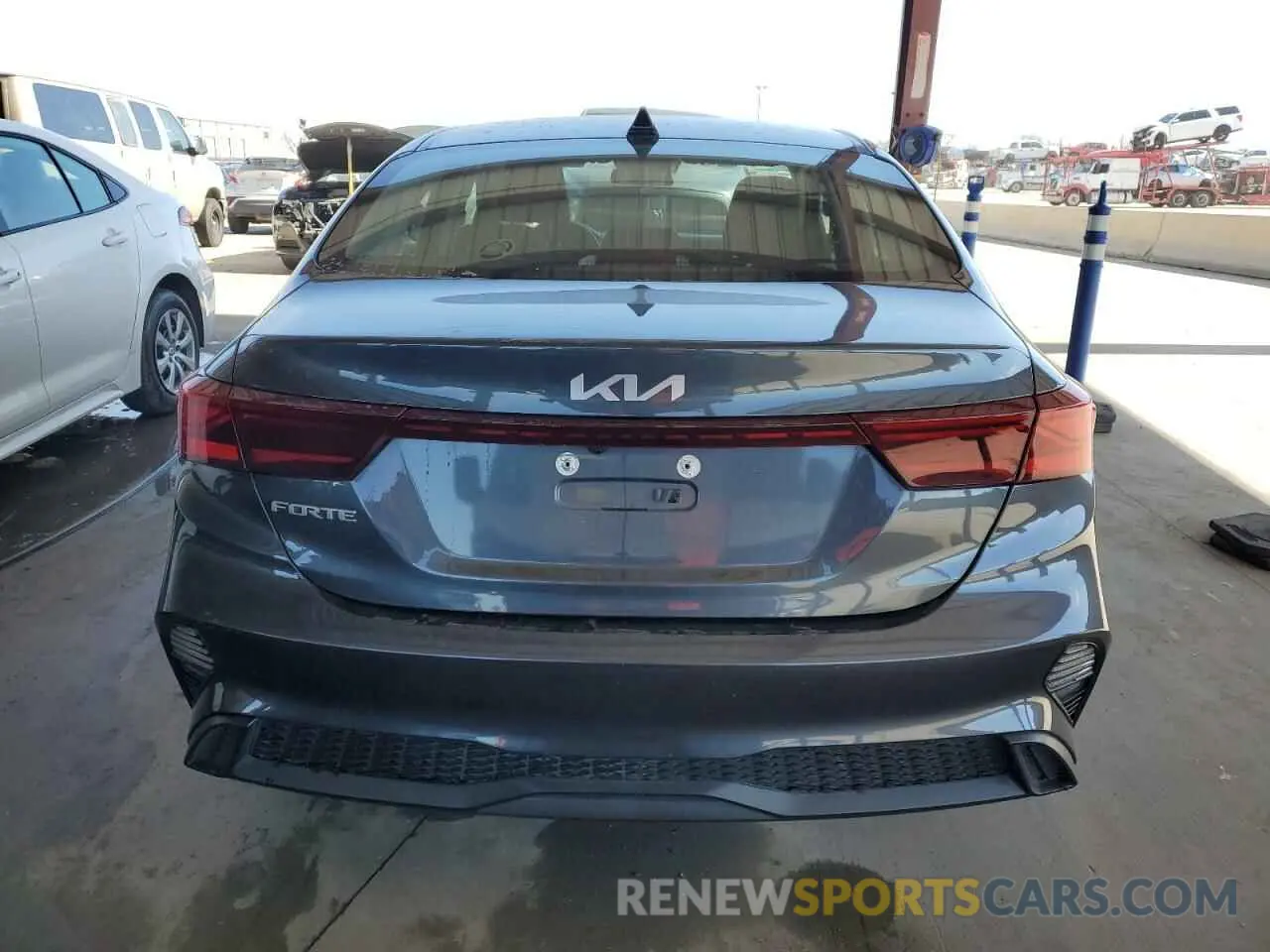 6 fotografías del automóvil dañado 3KPF24AD8NE428992 KIA FORTE 2022