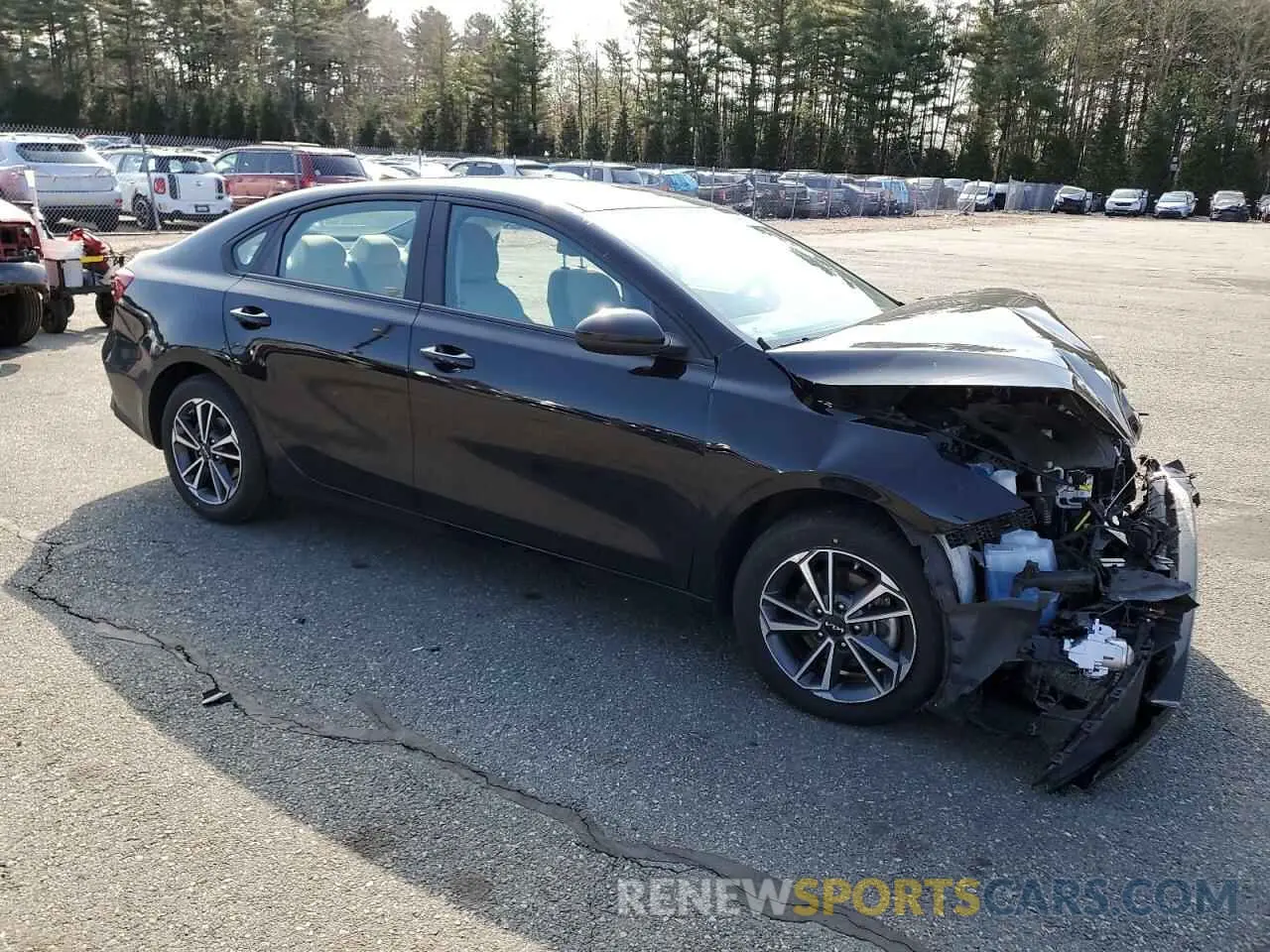 4 fotografías del automóvil dañado 3KPF24AD8NE434145 KIA FORTE 2022
