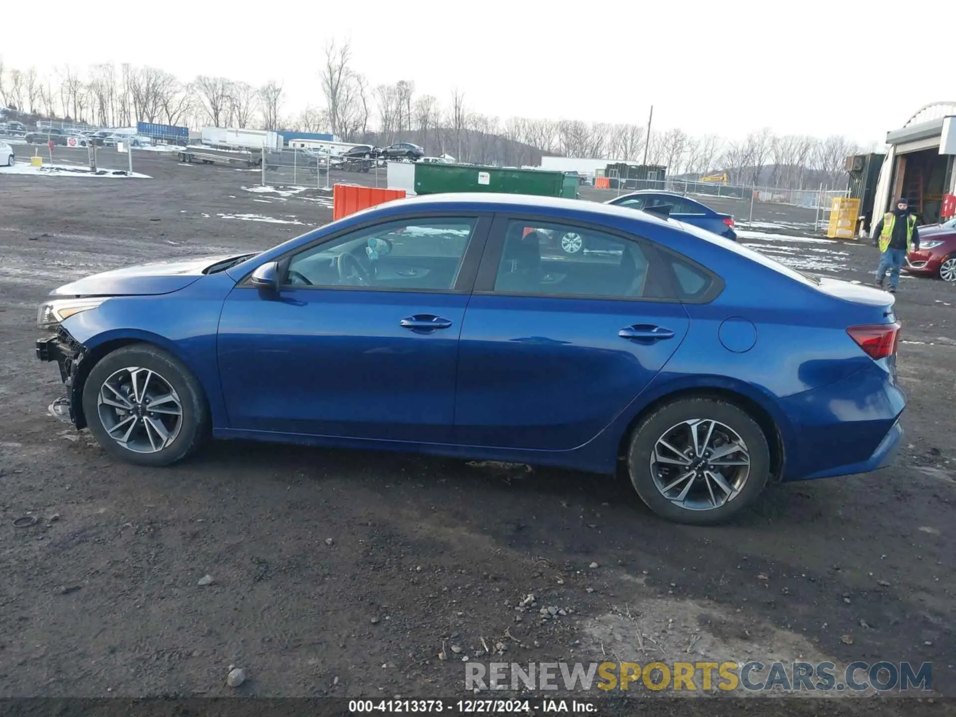 15 fotografías del automóvil dañado 3KPF24AD8NE445839 KIA FORTE 2022