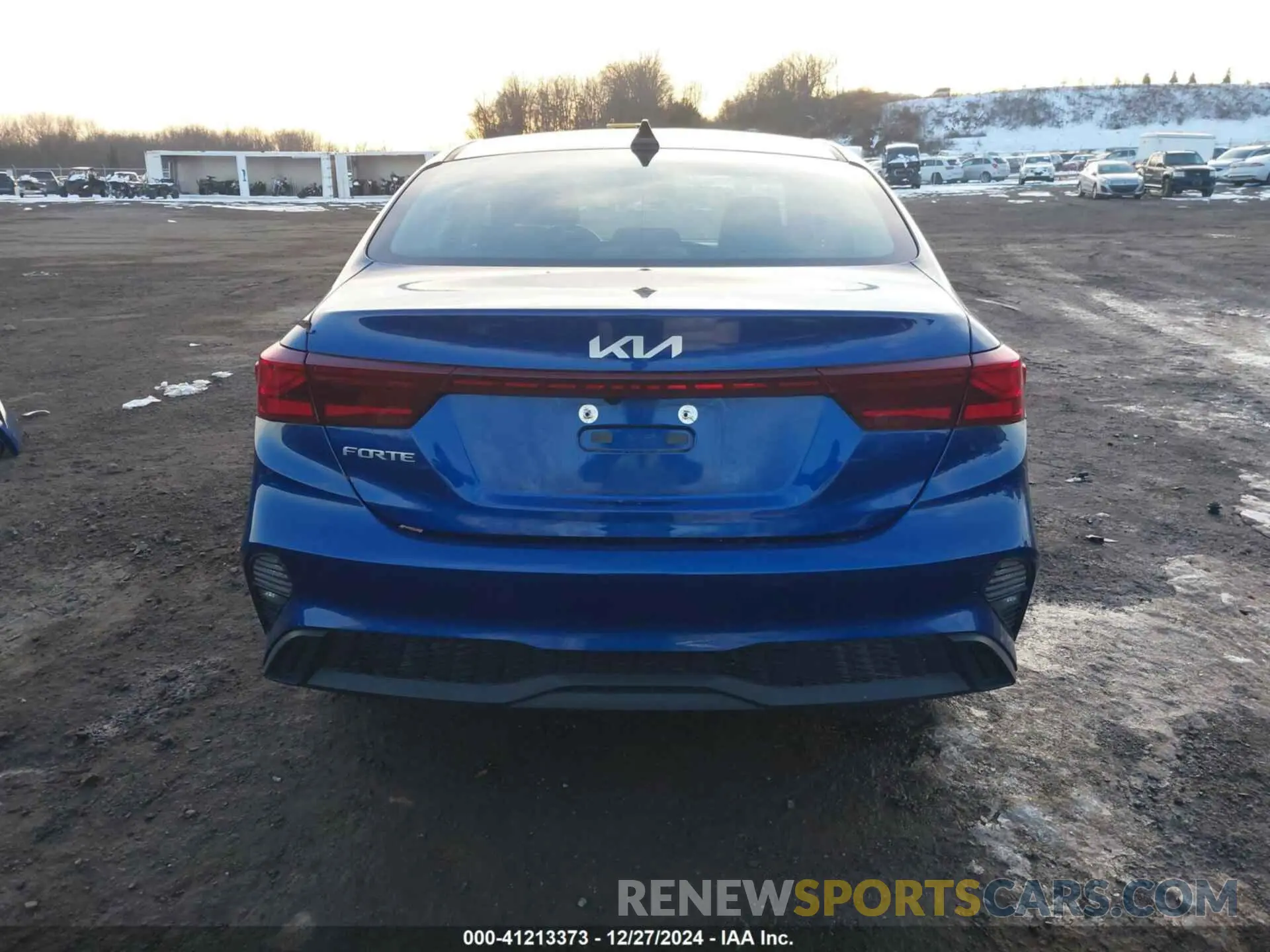 17 fotografías del automóvil dañado 3KPF24AD8NE445839 KIA FORTE 2022