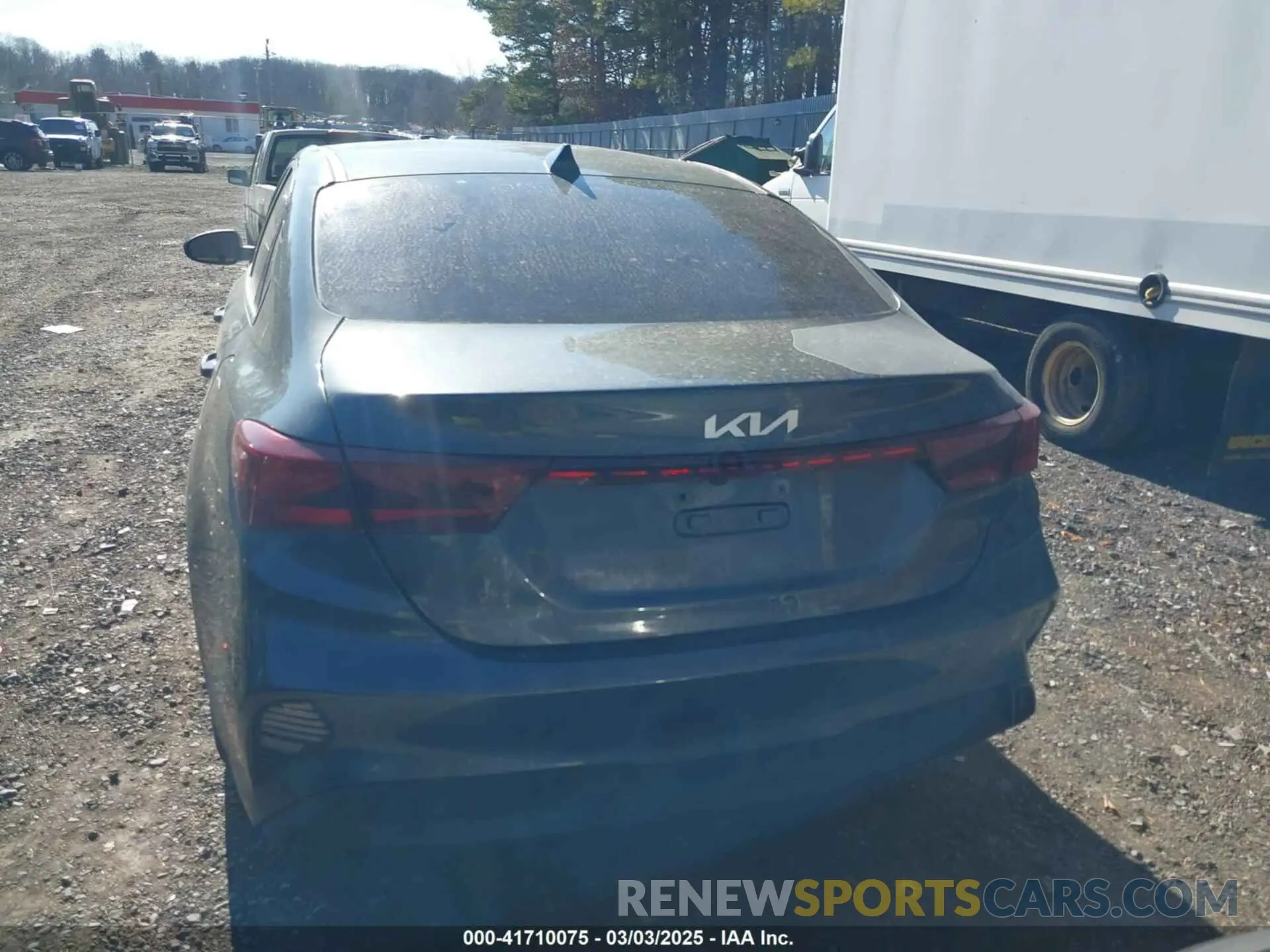 16 fotografías del automóvil dañado 3KPF24AD8NE464455 KIA FORTE 2022