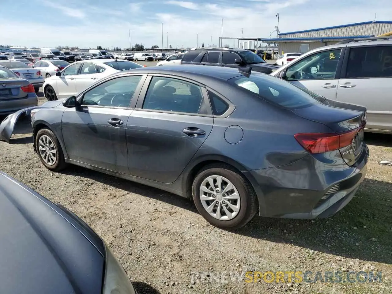 2 fotografías del automóvil dañado 3KPF24AD8NE502797 KIA FORTE 2022