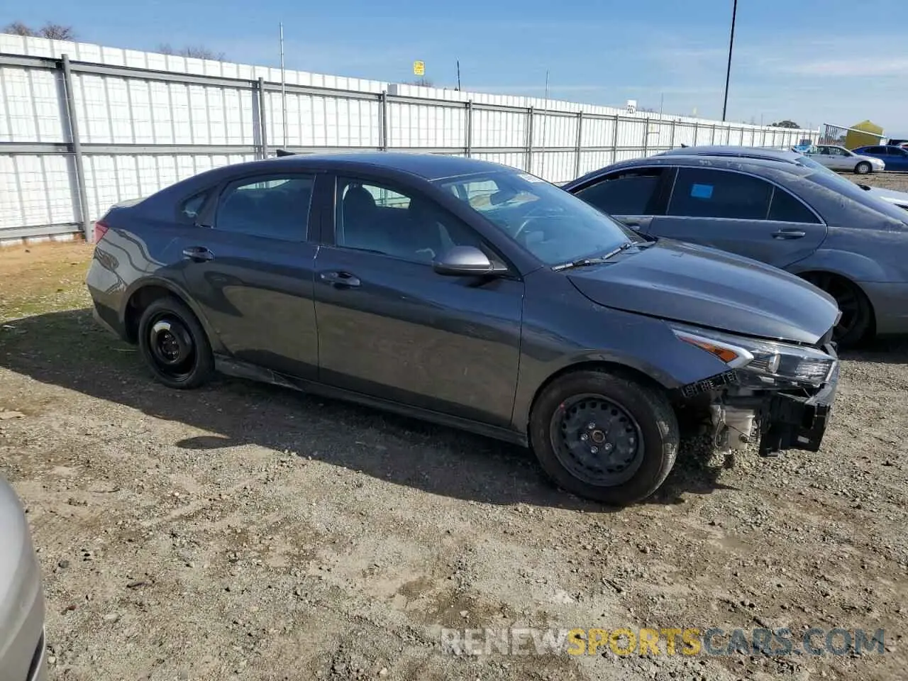 4 fotografías del automóvil dañado 3KPF24AD8NE502797 KIA FORTE 2022