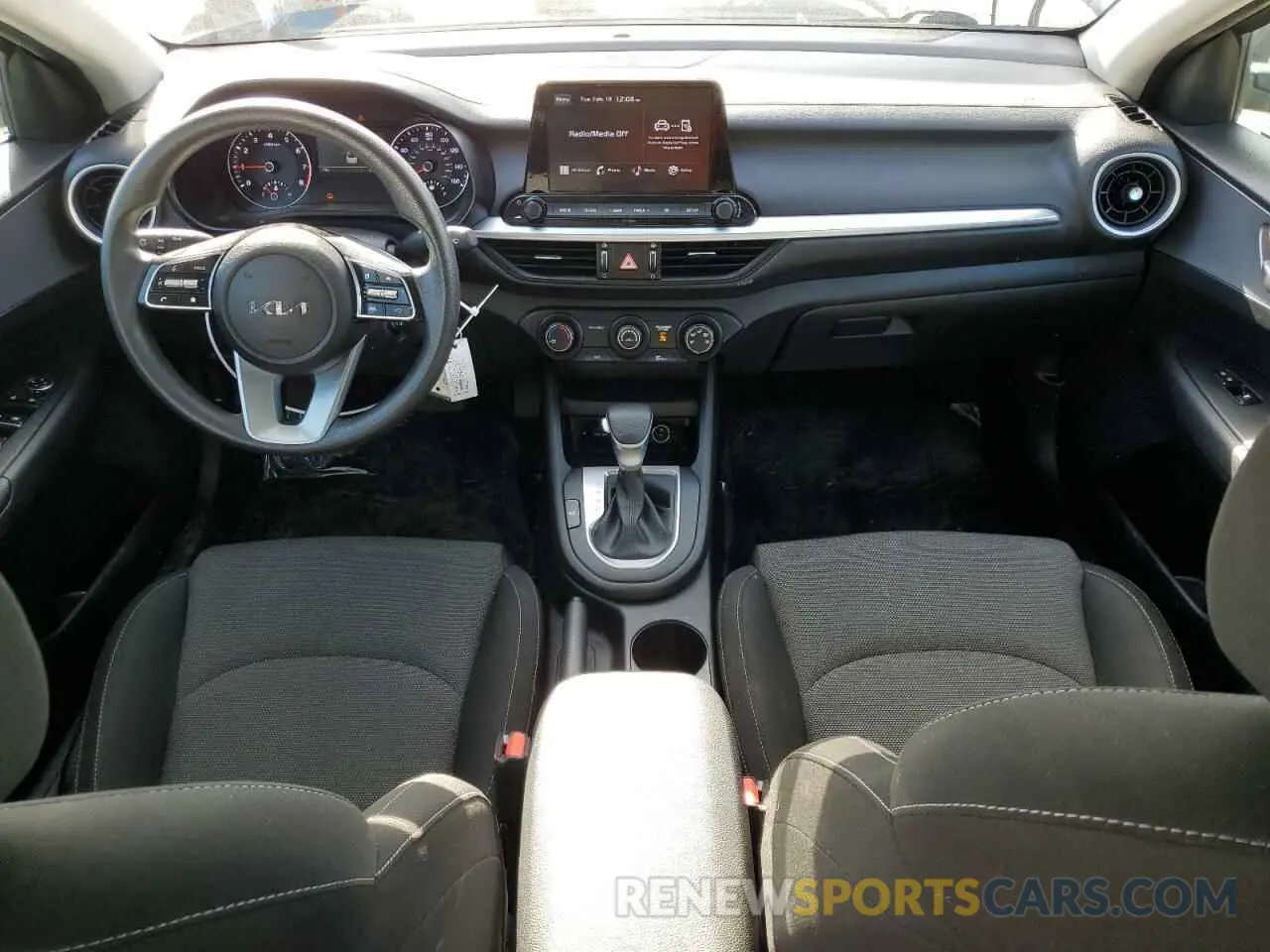 8 fotografías del automóvil dañado 3KPF24AD8NE502797 KIA FORTE 2022