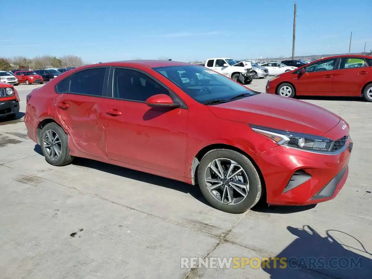 4 fotografías del automóvil dañado 3KPF24AD9NE463749 KIA FORTE 2022