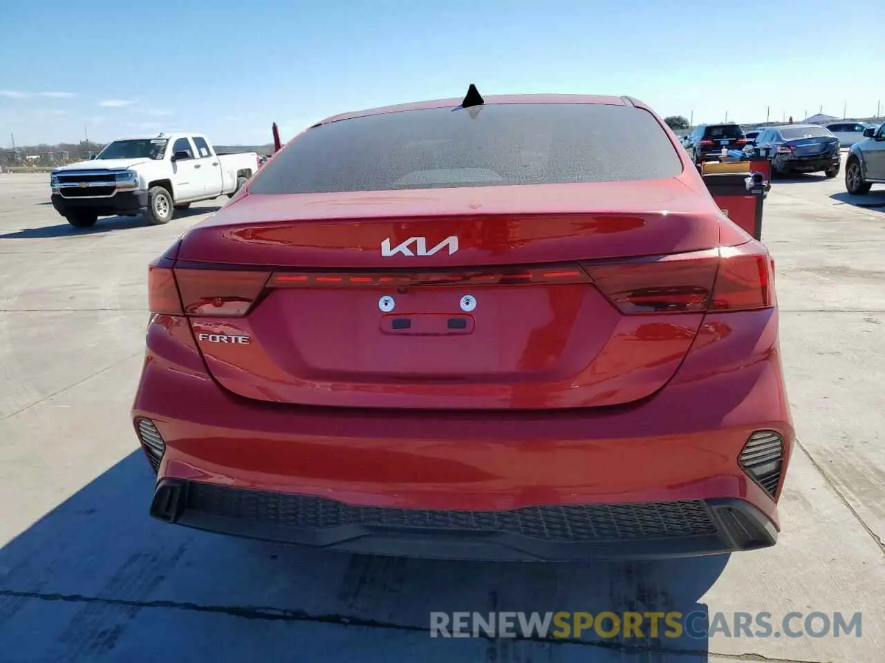 6 fotografías del automóvil dañado 3KPF24AD9NE463749 KIA FORTE 2022