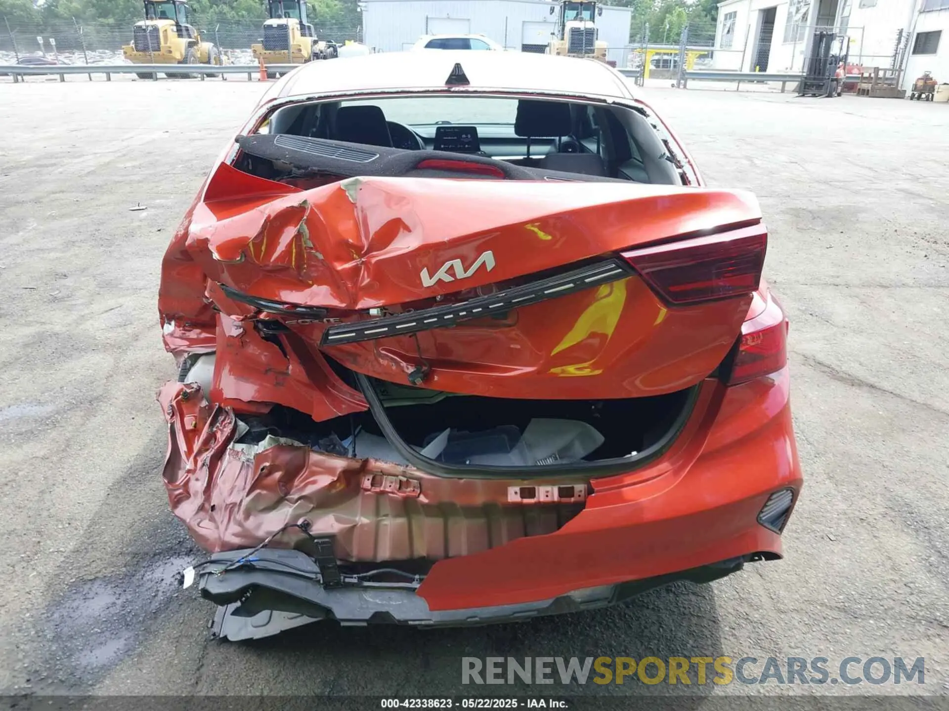 6 fotografías del automóvil dañado 3KPF24AD9NE467123 KIA FORTE 2022