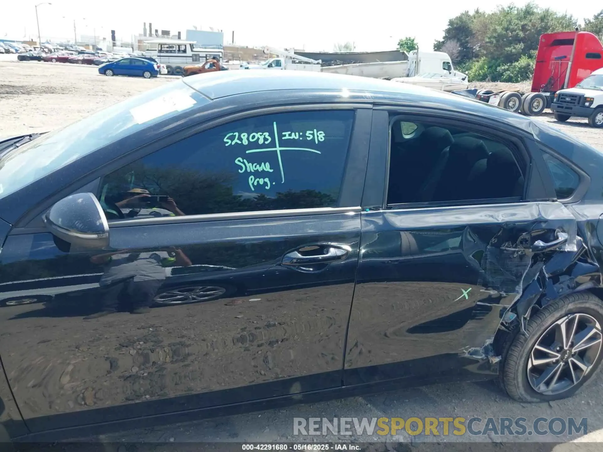14 fotografías del automóvil dañado 3KPF24AD9NE471835 KIA FORTE 2022