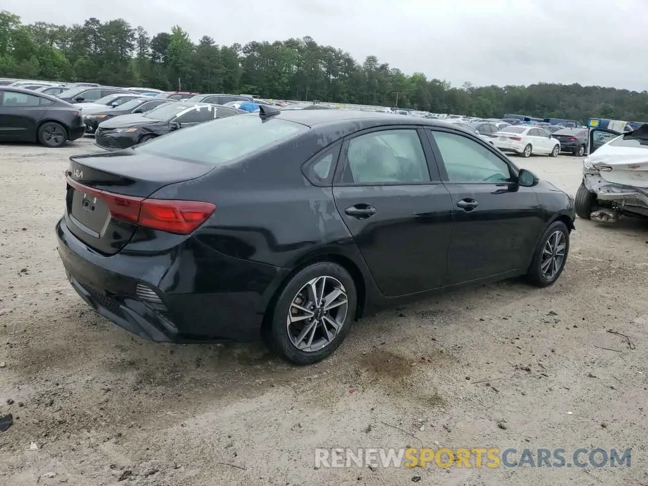 3 fotografías del automóvil dañado 3KPF24AD9NE475643 KIA FORTE 2022