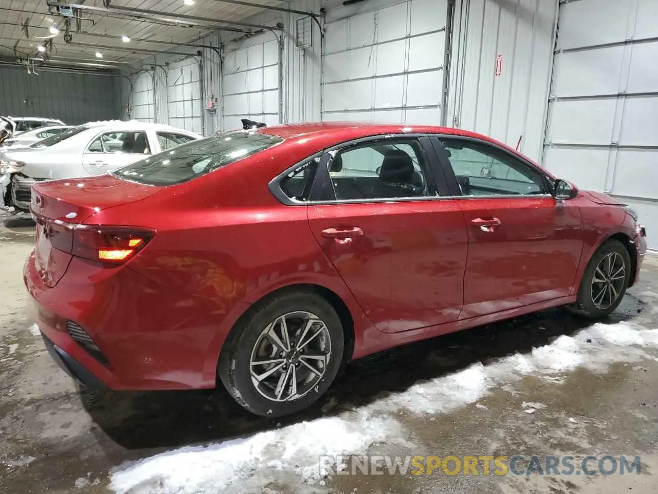 3 fotografías del automóvil dañado 3KPF24AD9NE495407 KIA FORTE 2022