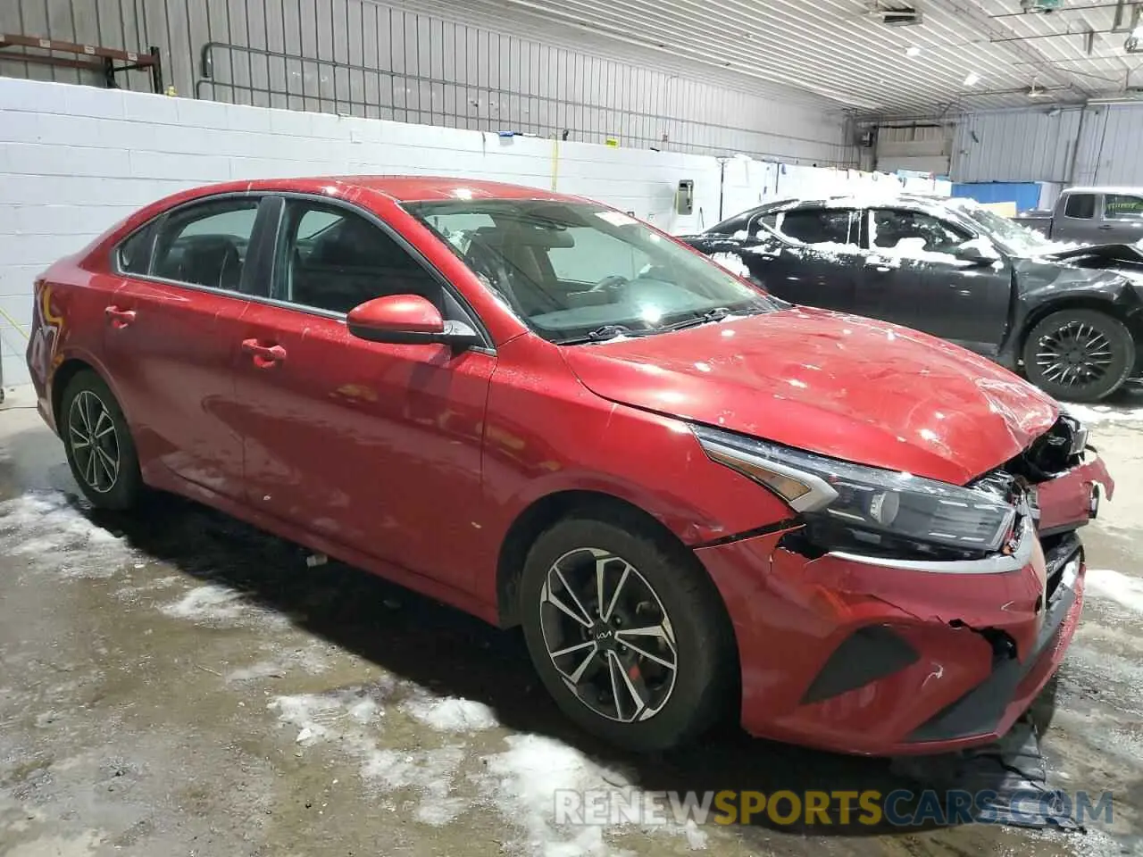 4 fotografías del automóvil dañado 3KPF24AD9NE495407 KIA FORTE 2022
