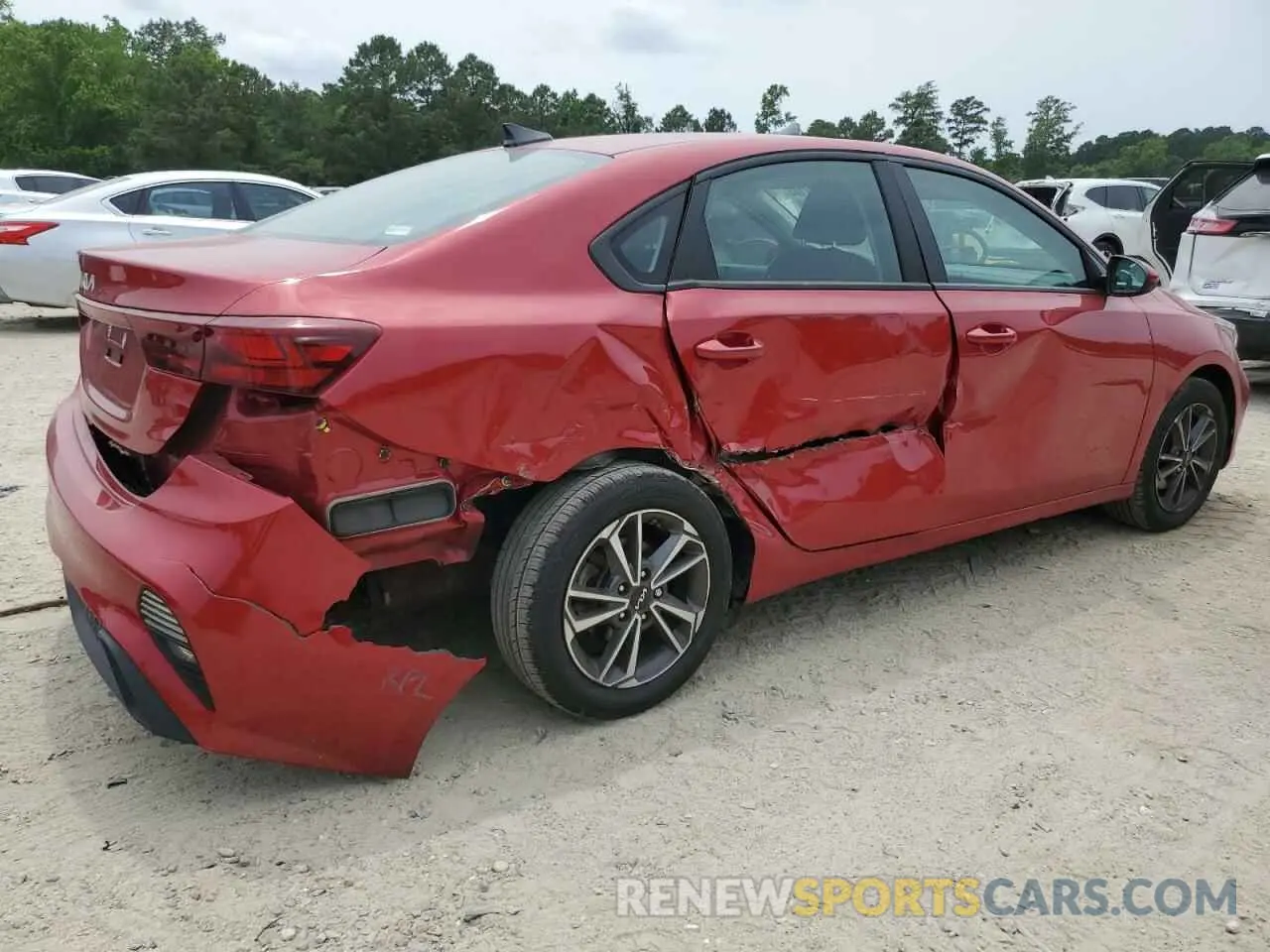 3 fotografías del automóvil dañado 3KPF24ADXNE496632 KIA FORTE 2022