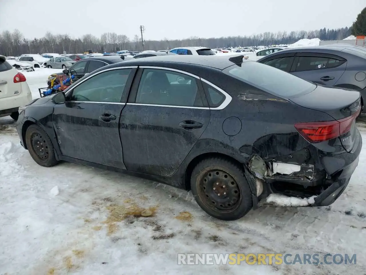 2 fotografías del automóvil dañado 3KPF34AD9NE531867 KIA FORTE 2022