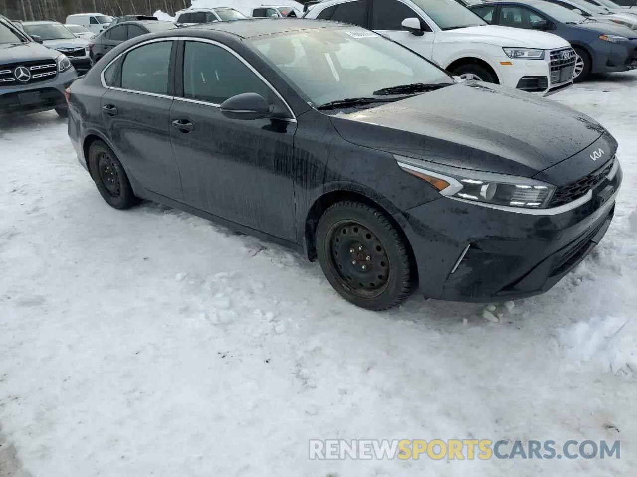 4 fotografías del automóvil dañado 3KPF34AD9NE531867 KIA FORTE 2022