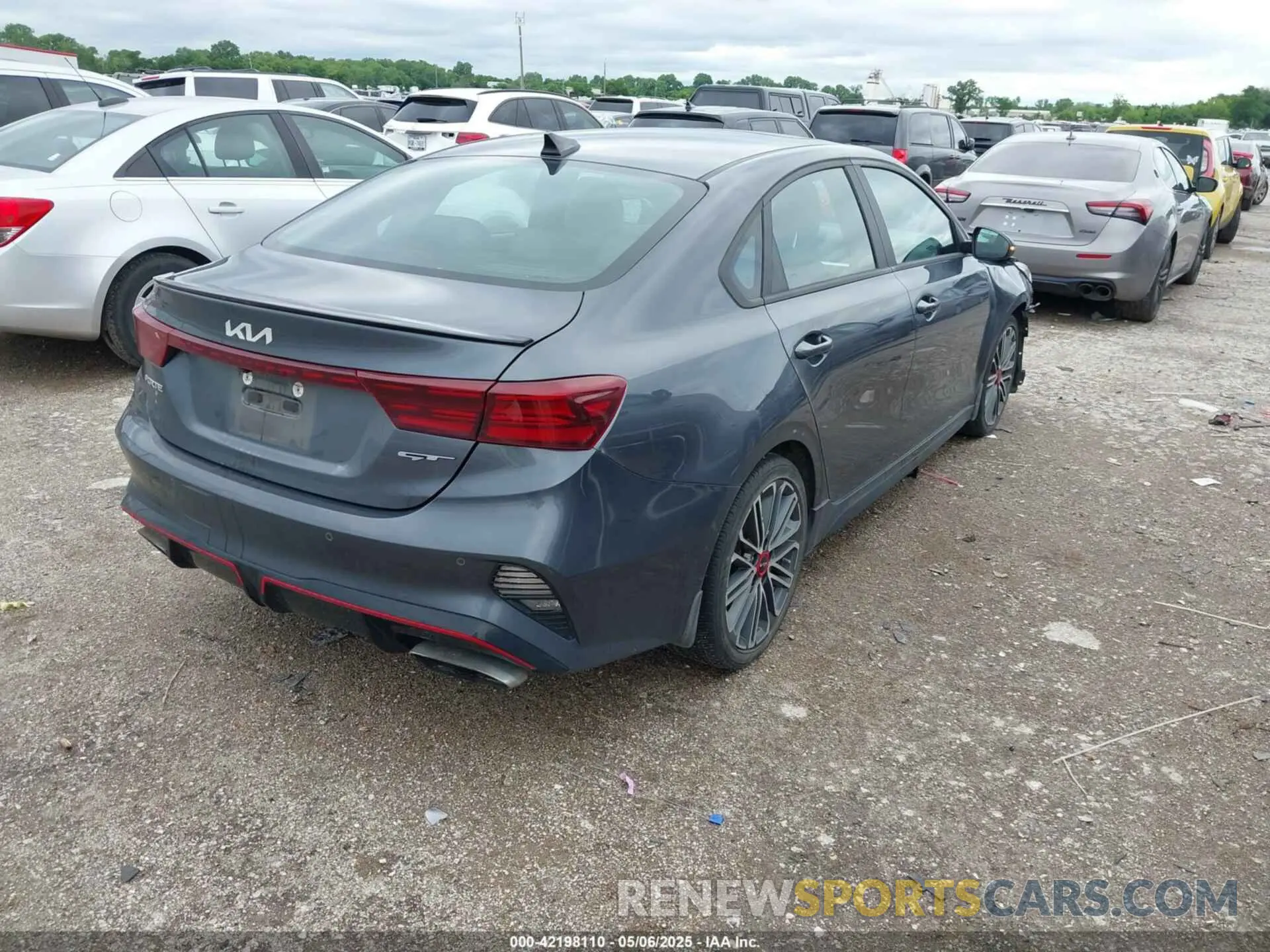 4 fotografías del automóvil dañado 3KPF44AC3NE486011 KIA FORTE 2022