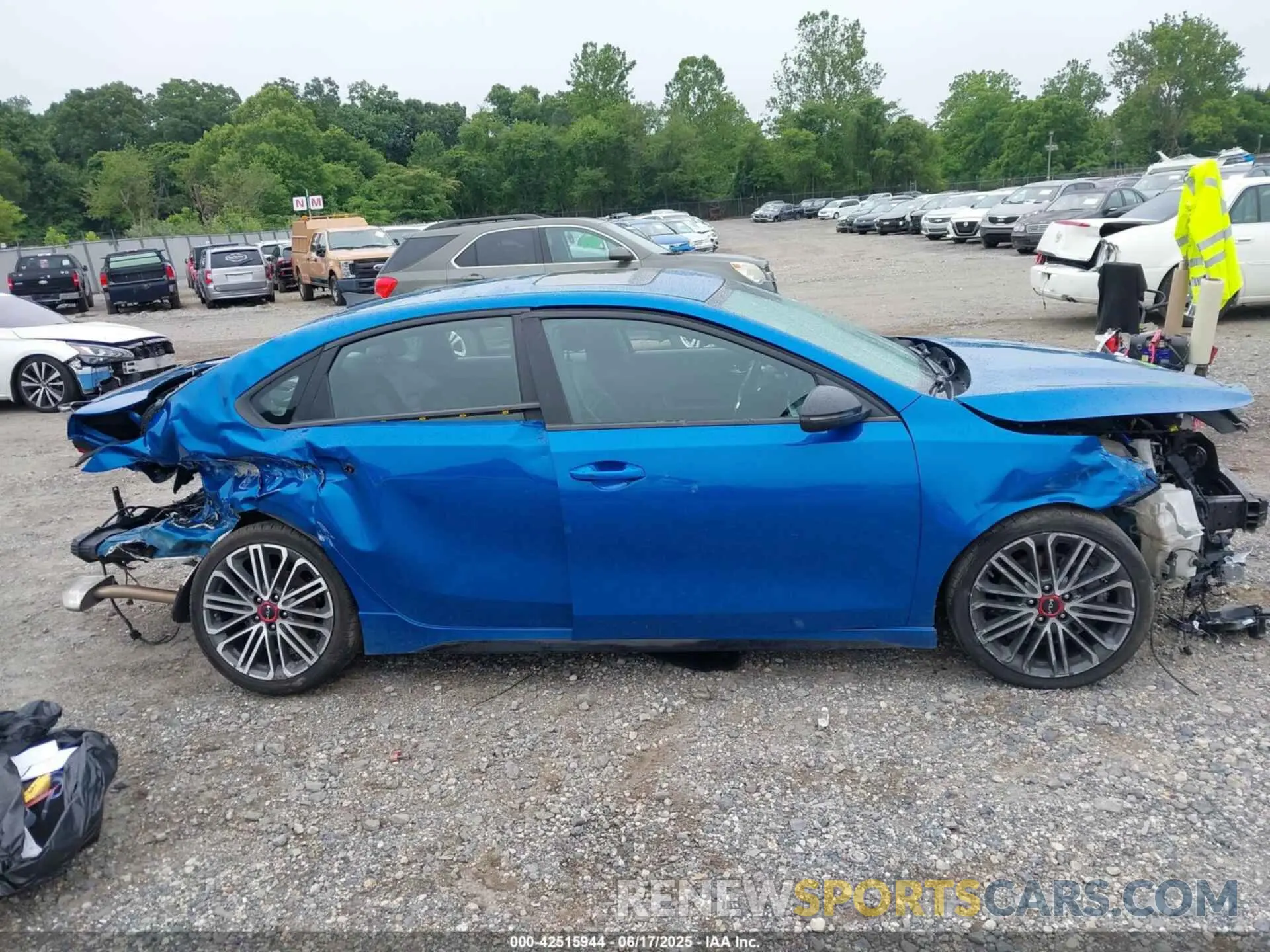 13 fotografías del automóvil dañado 3KPF44AC4NE425086 KIA FORTE 2022