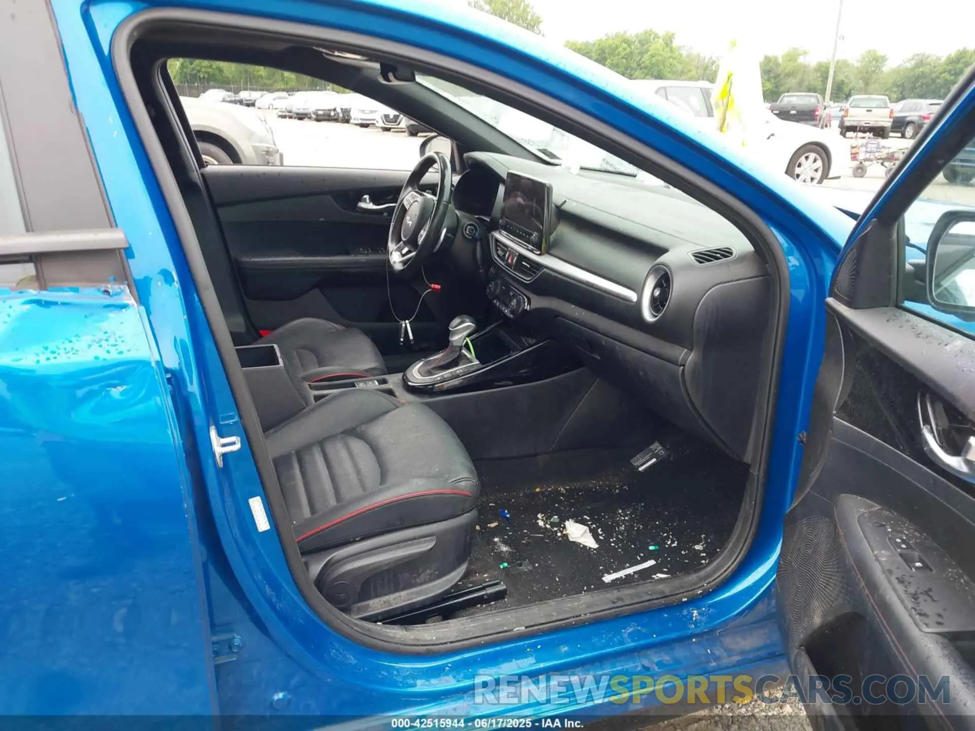 5 fotografías del automóvil dañado 3KPF44AC4NE425086 KIA FORTE 2022